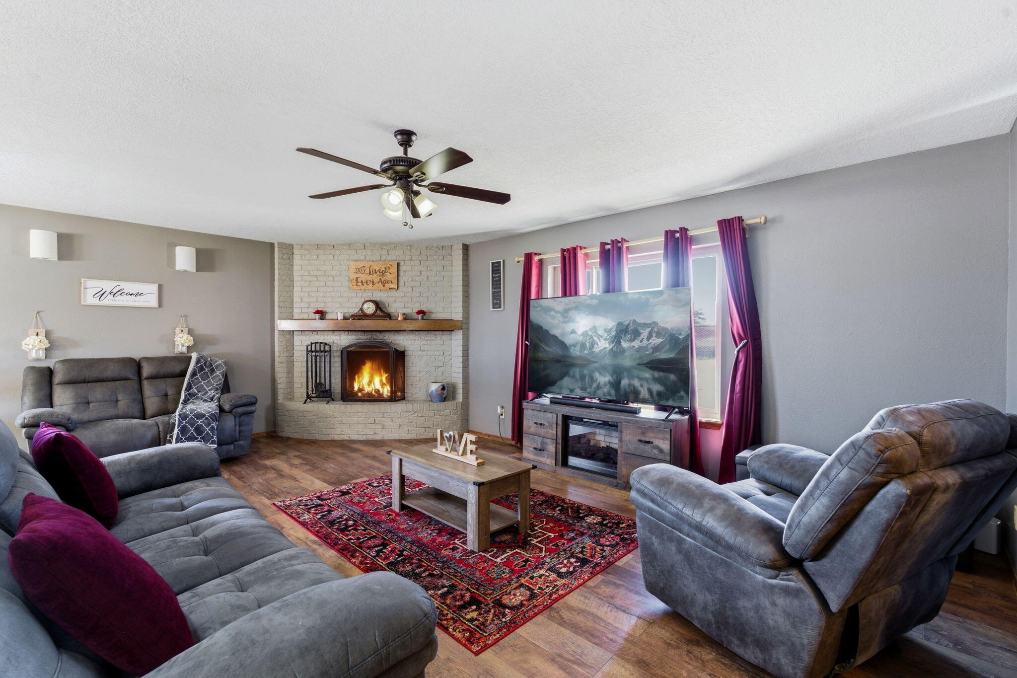 10012 Clearwater Court NW