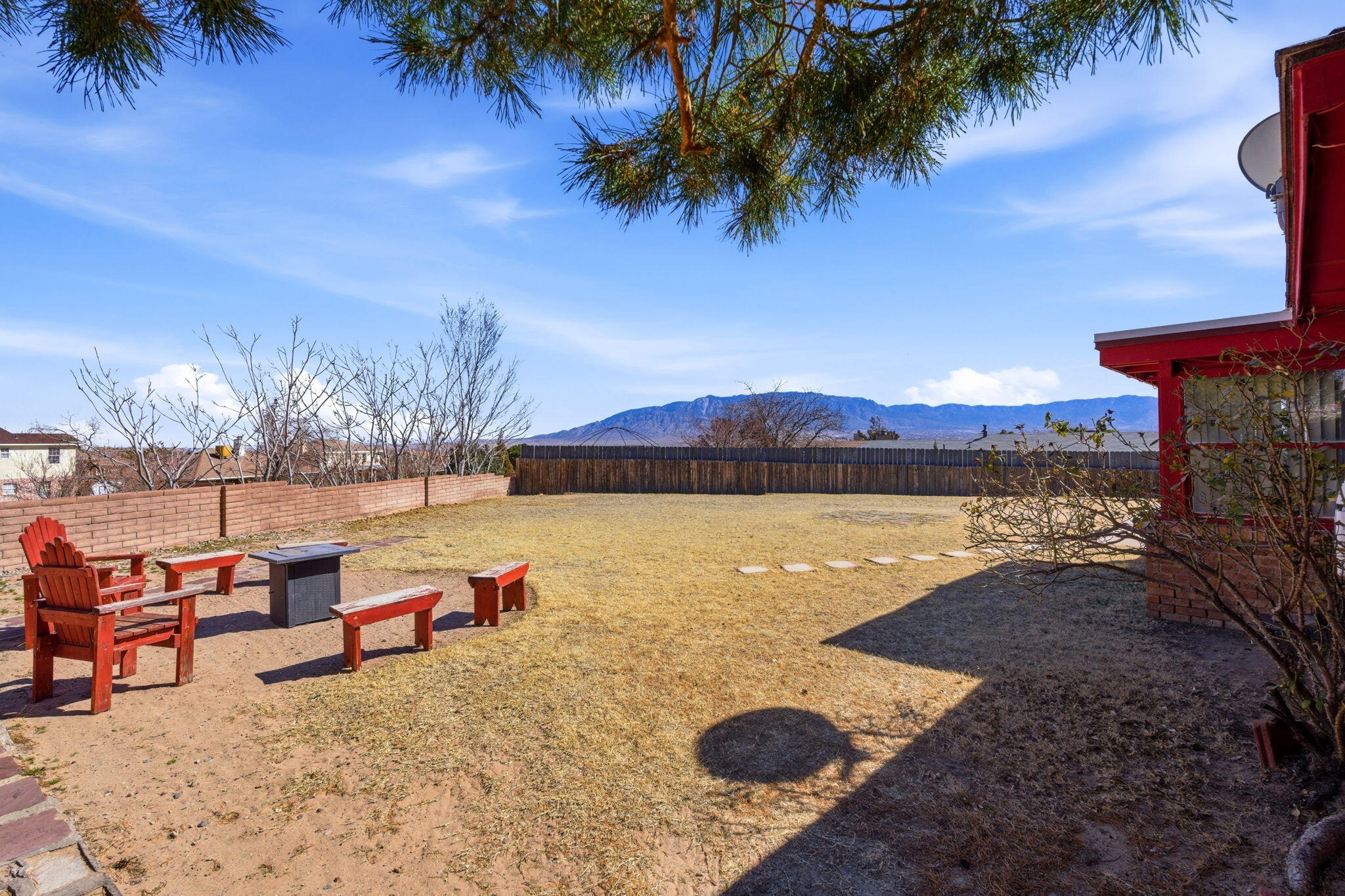 10012 Clearwater Court NW