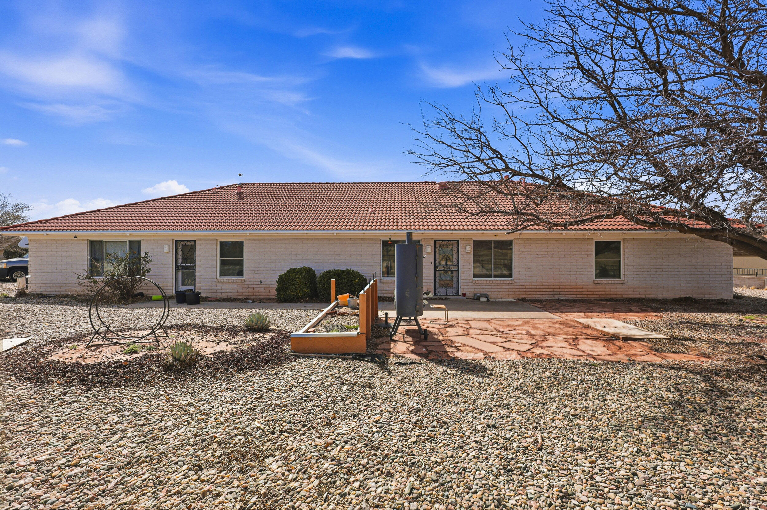 2007 Embarcadero Court