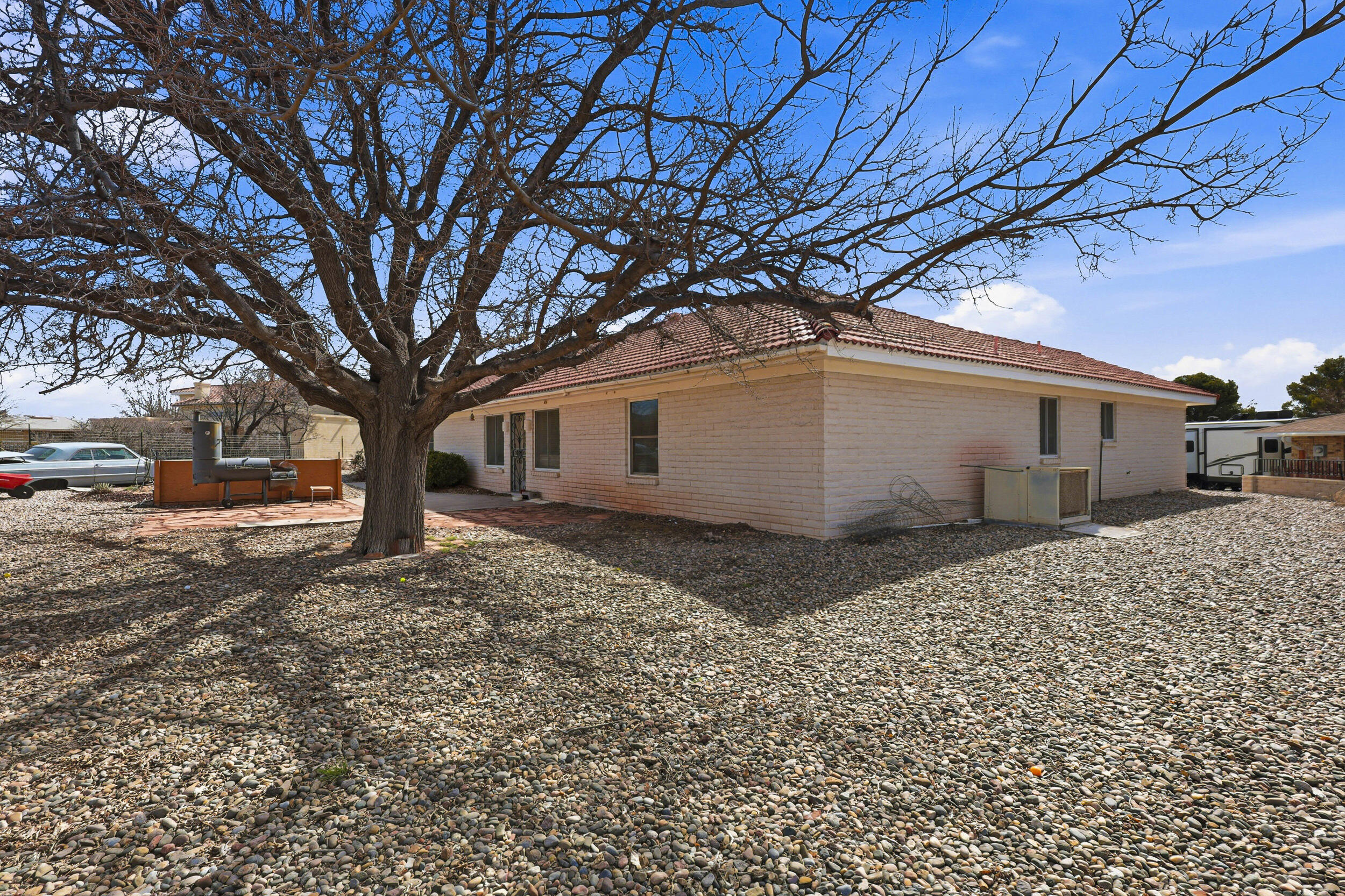 2007 Embarcadero Court