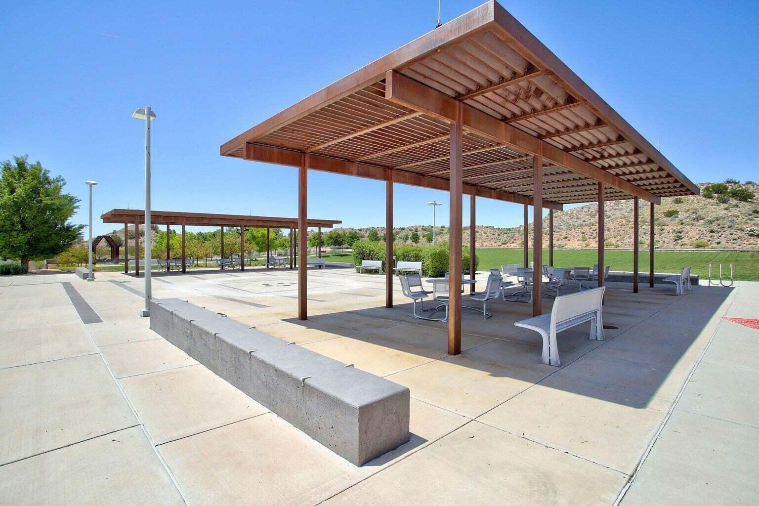 5572 Barranca Overlook Court NE