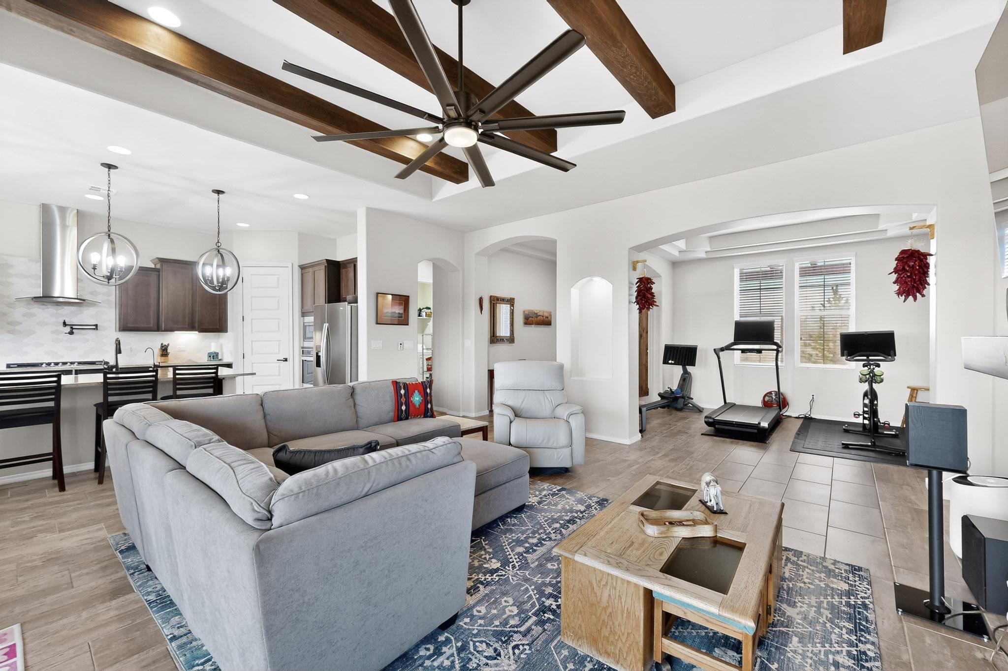 5572 Barranca Overlook Court NE