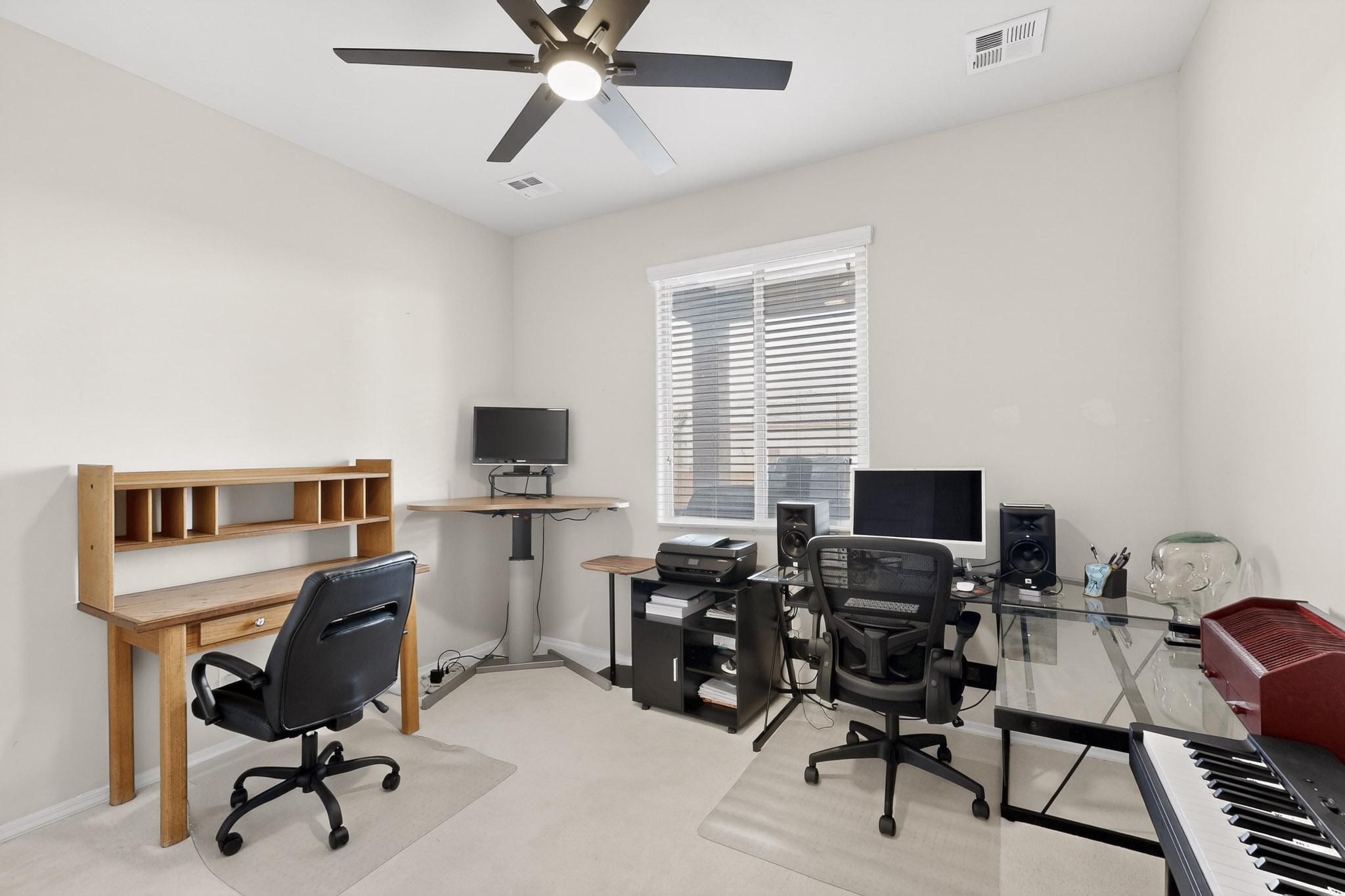 5572 Barranca Overlook Court NE