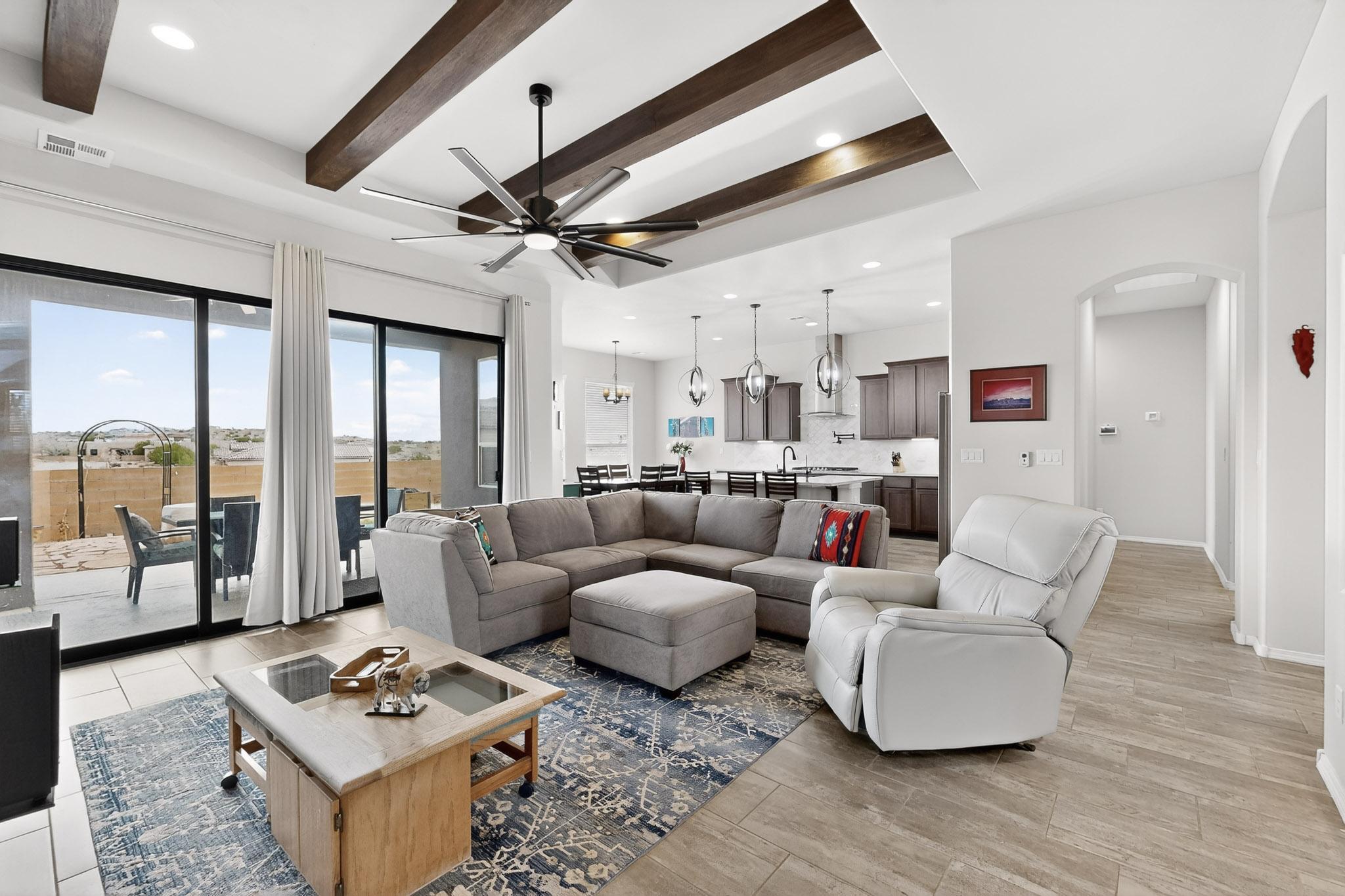 5572 Barranca Overlook Court NE