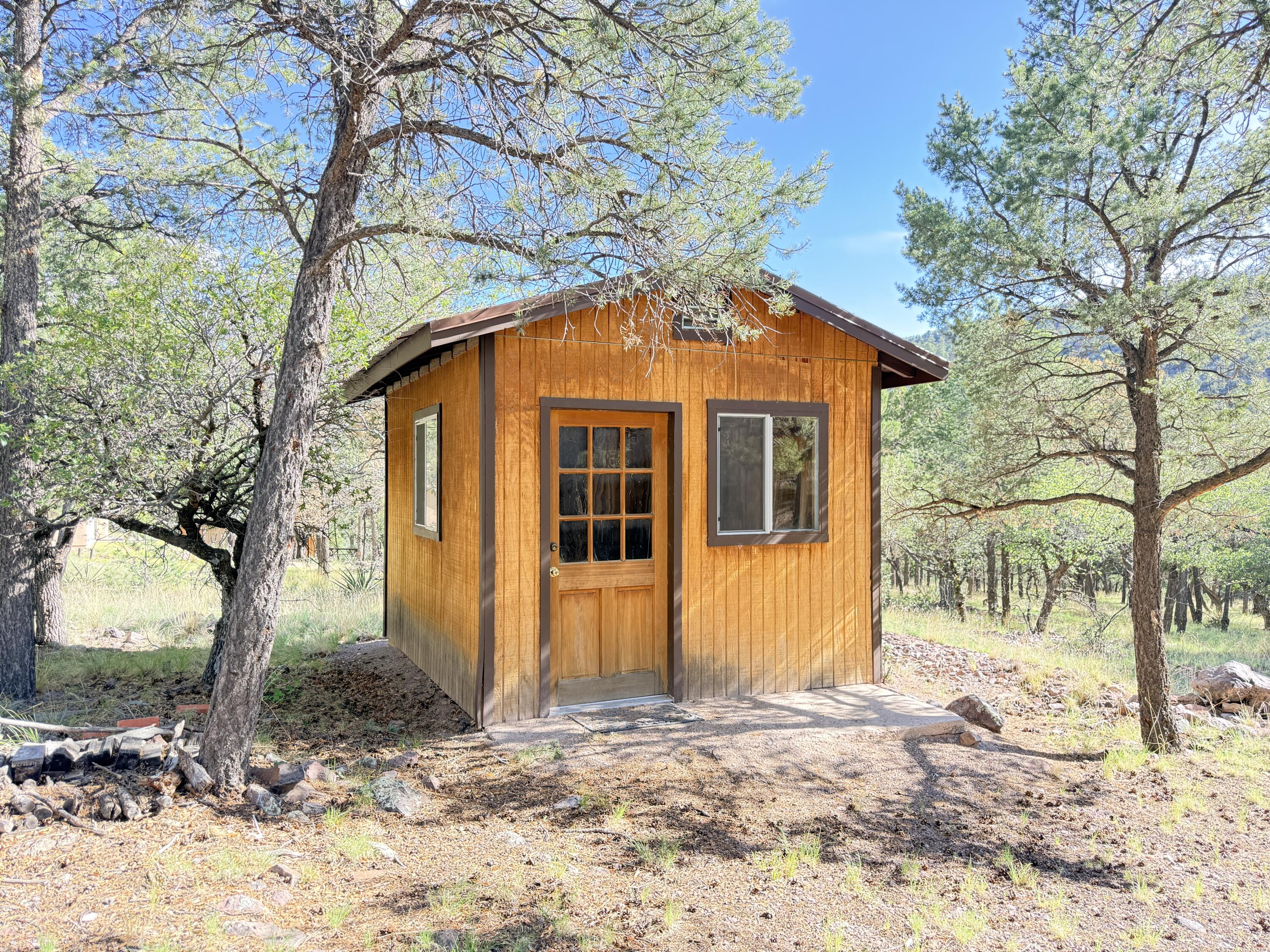 9 Cochise Drive