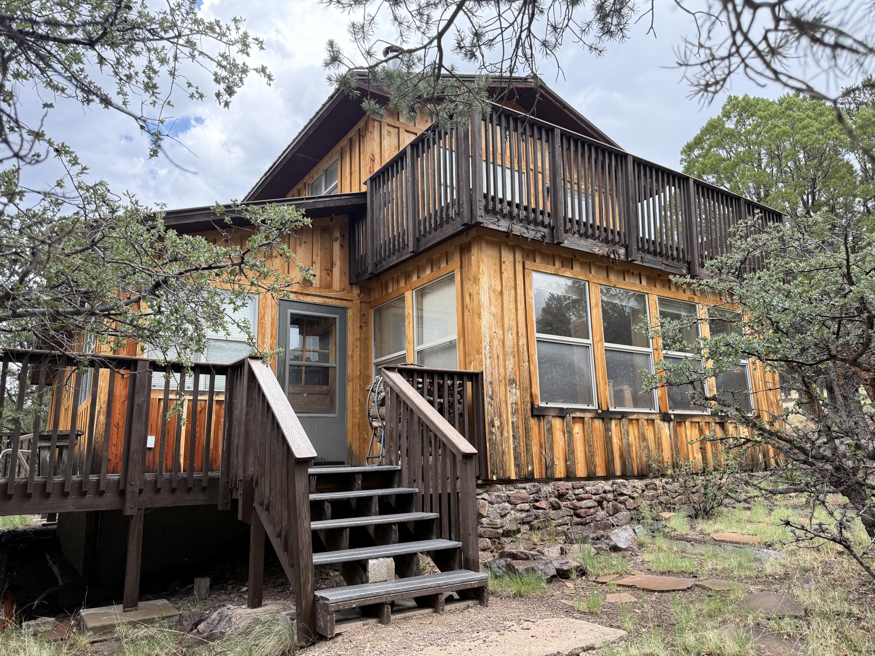 9 Cochise Drive