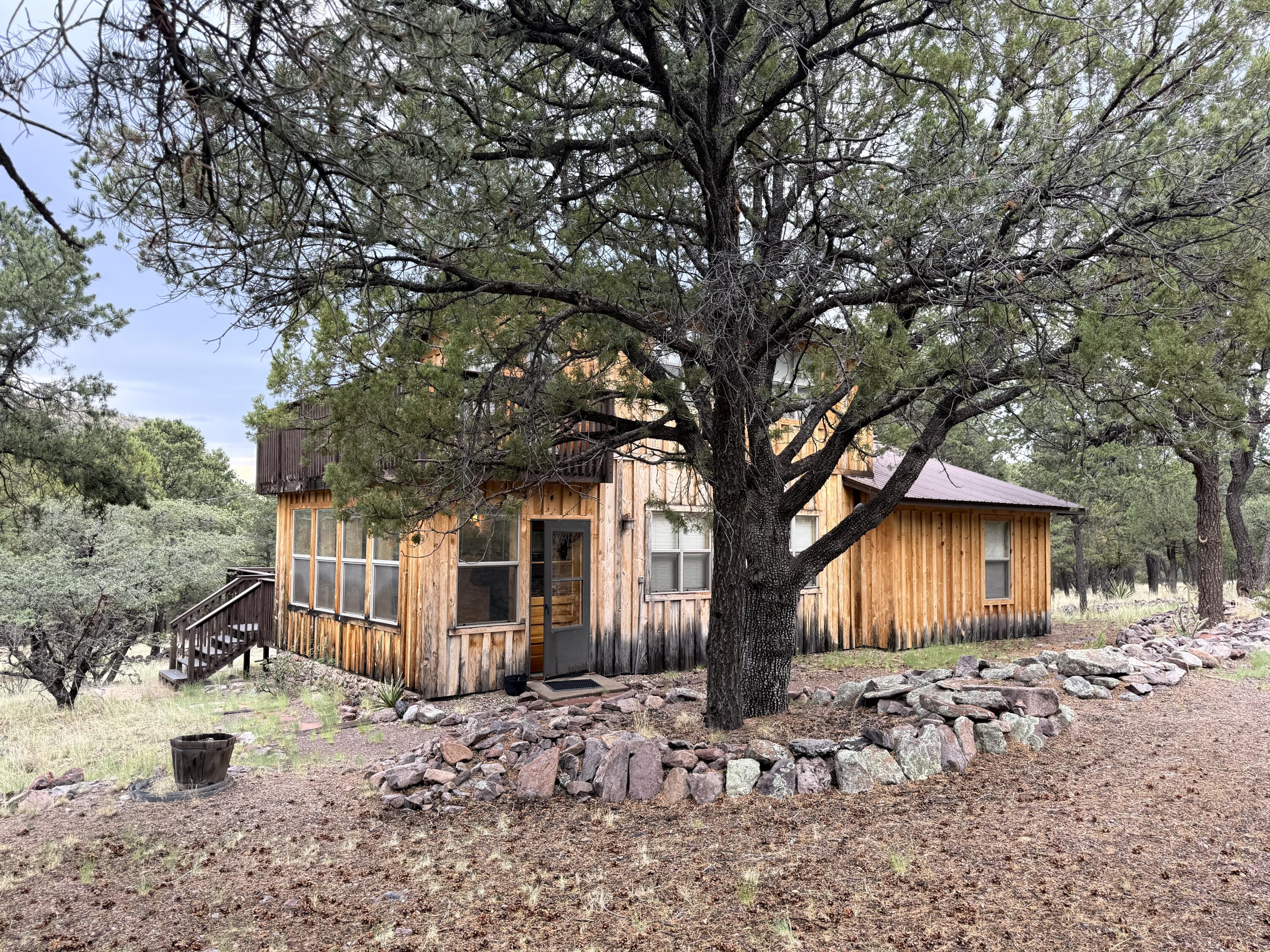 9 Cochise Drive