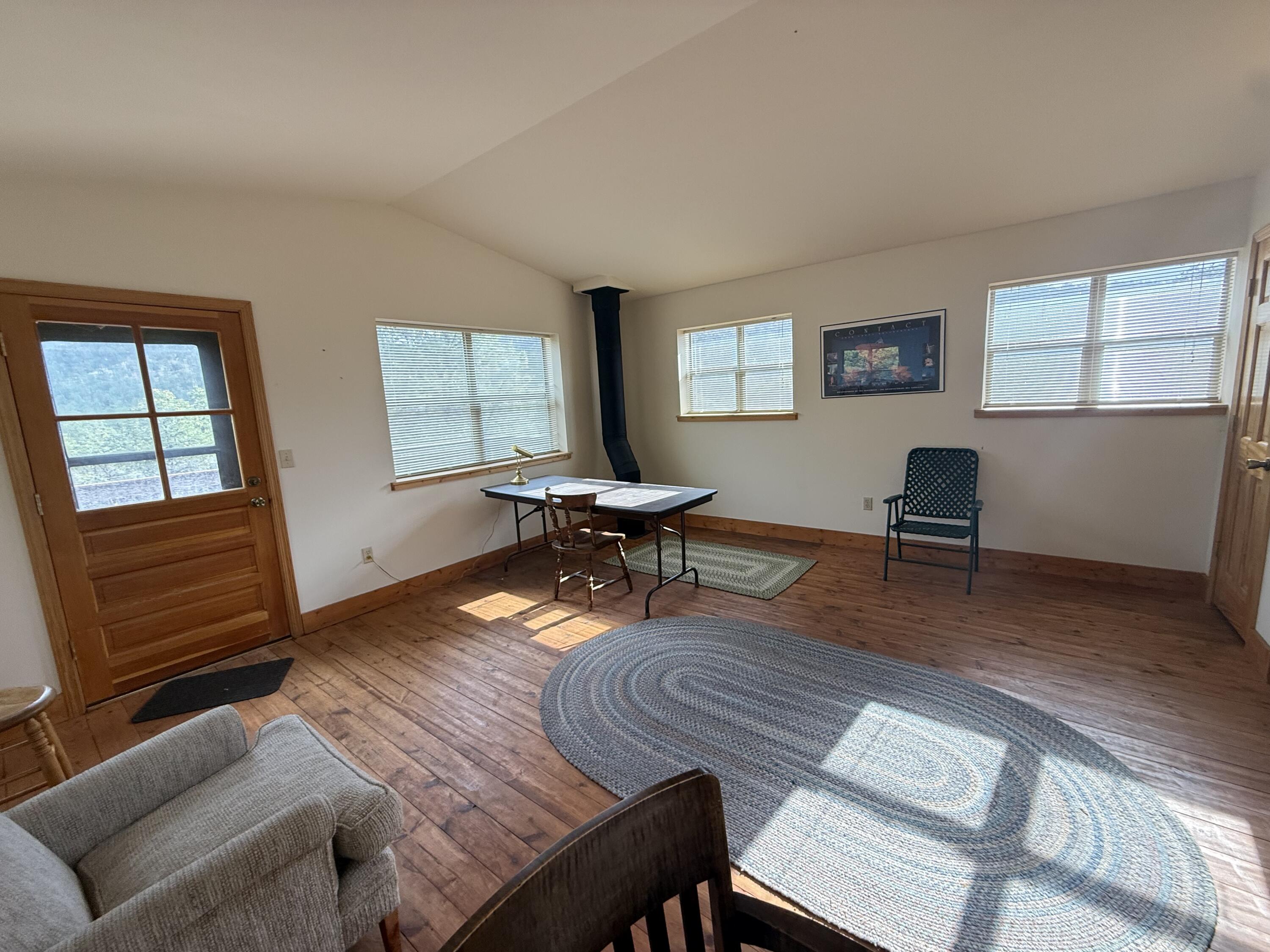 9 Cochise Drive