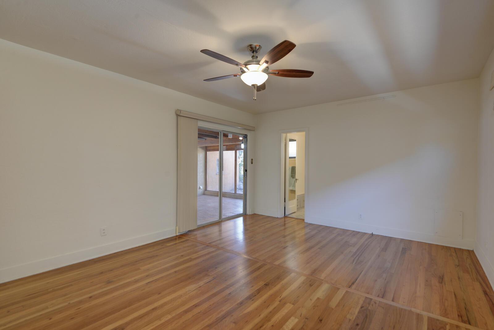 3421 Campus Boulevard NE