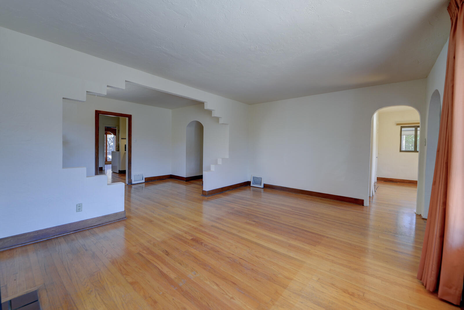 3421 Campus Boulevard NE