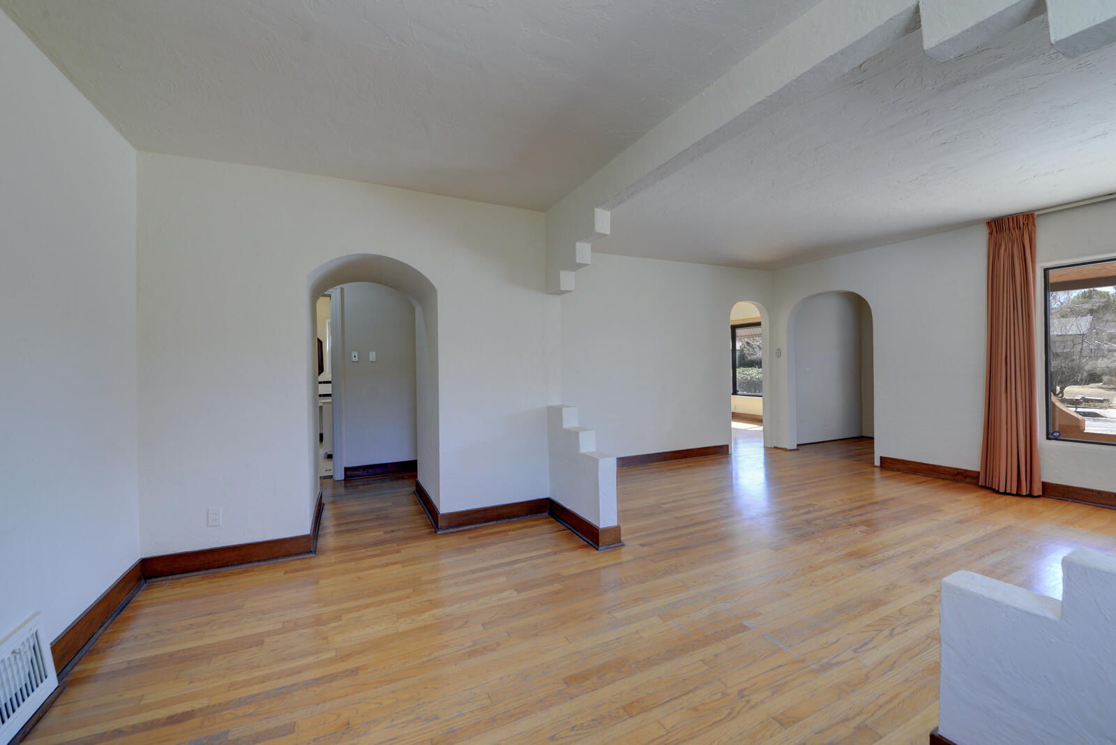3421 Campus Boulevard NE