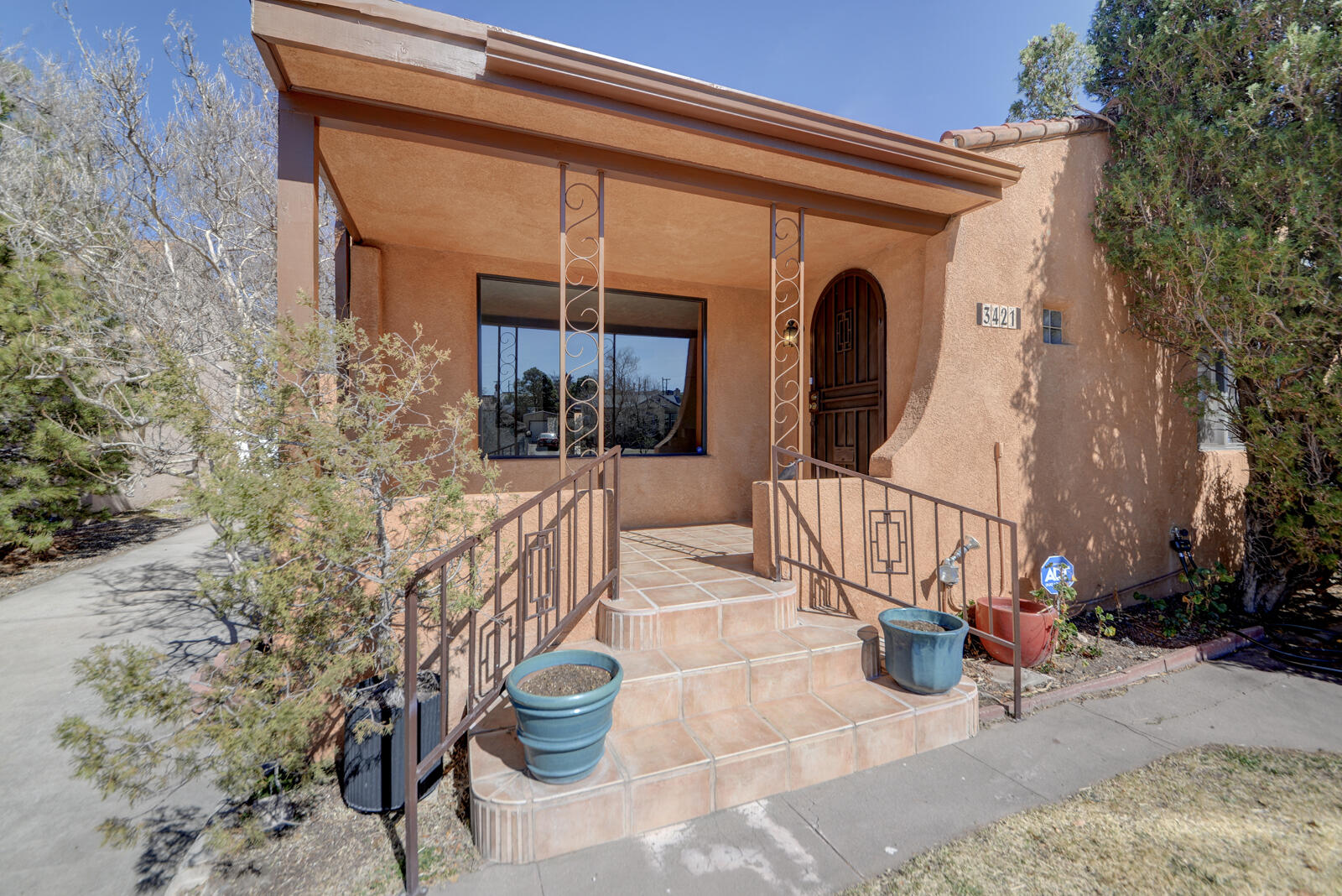 3421 Campus Boulevard NE