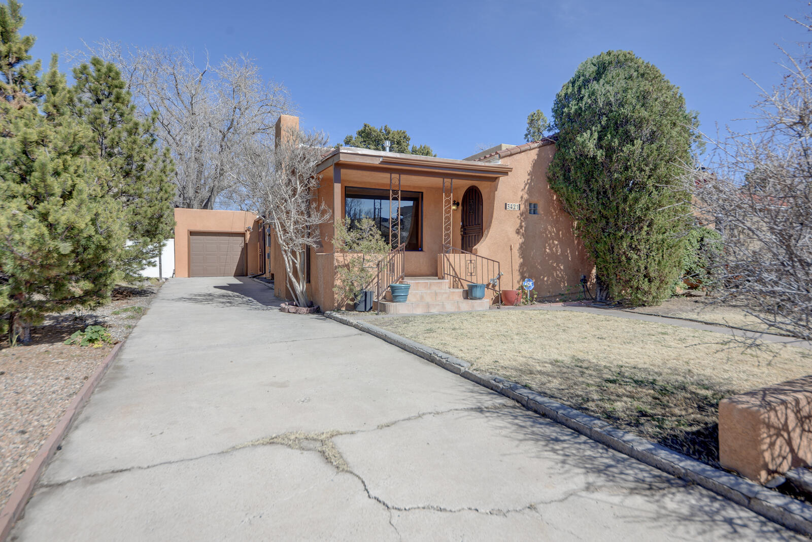 3421 Campus Boulevard NE