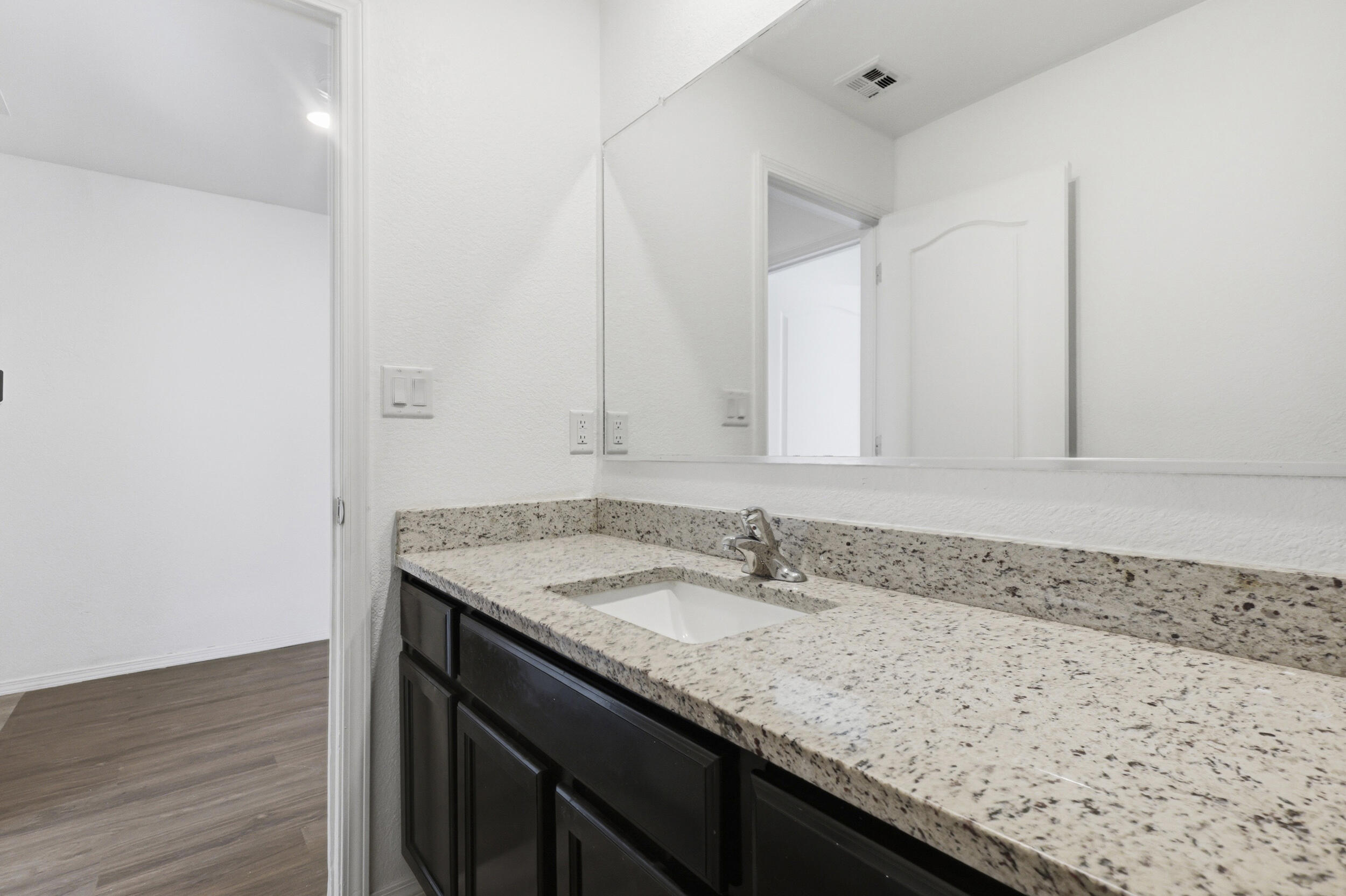 2310 Isabella Lane