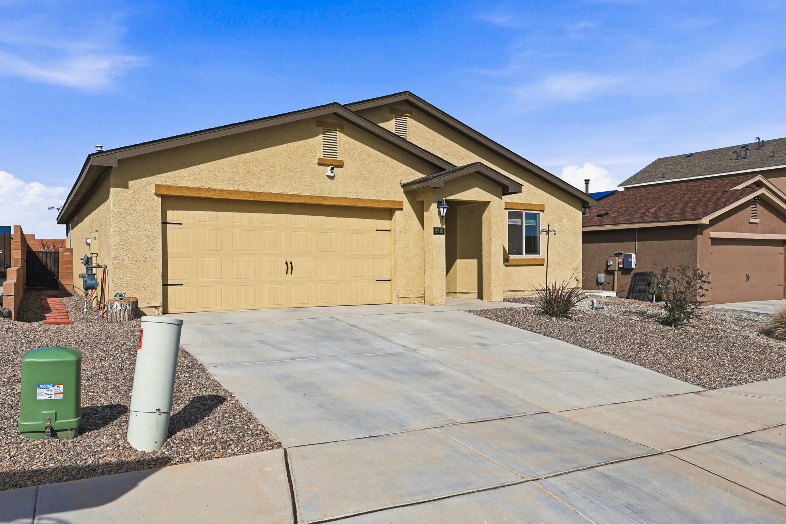 2310 Isabella Lane