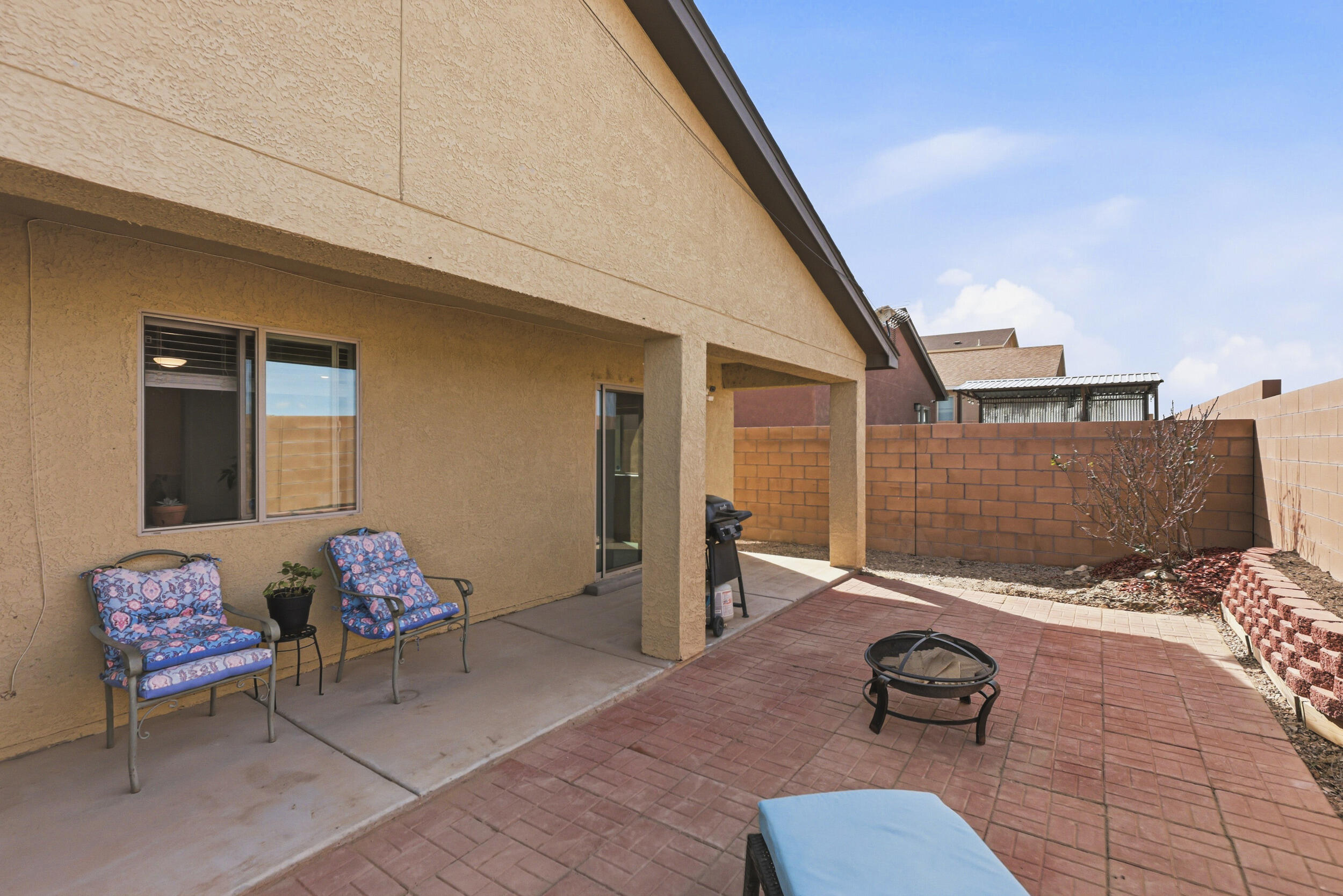 2310 Isabella Lane
