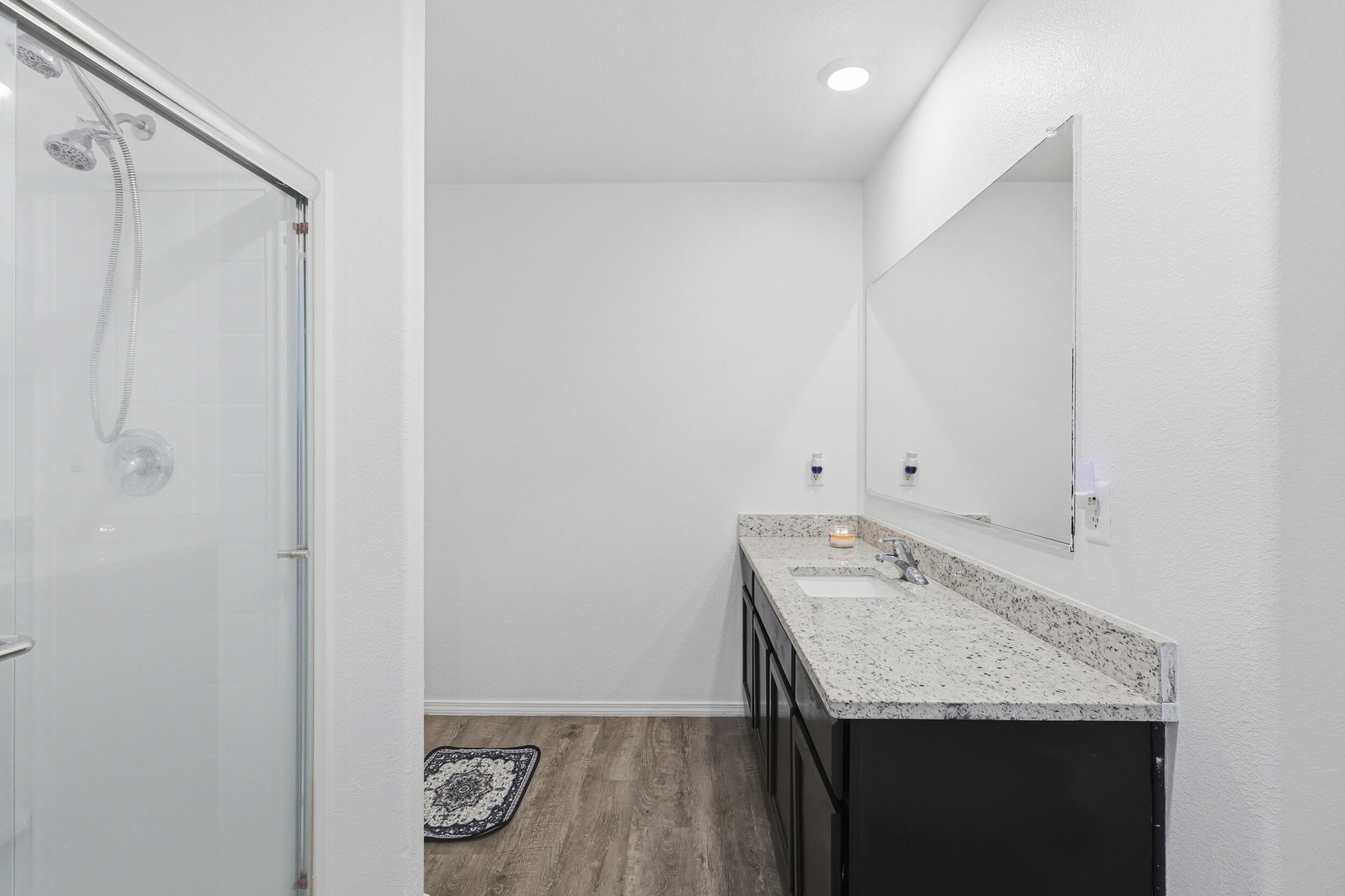 2310 Isabella Lane