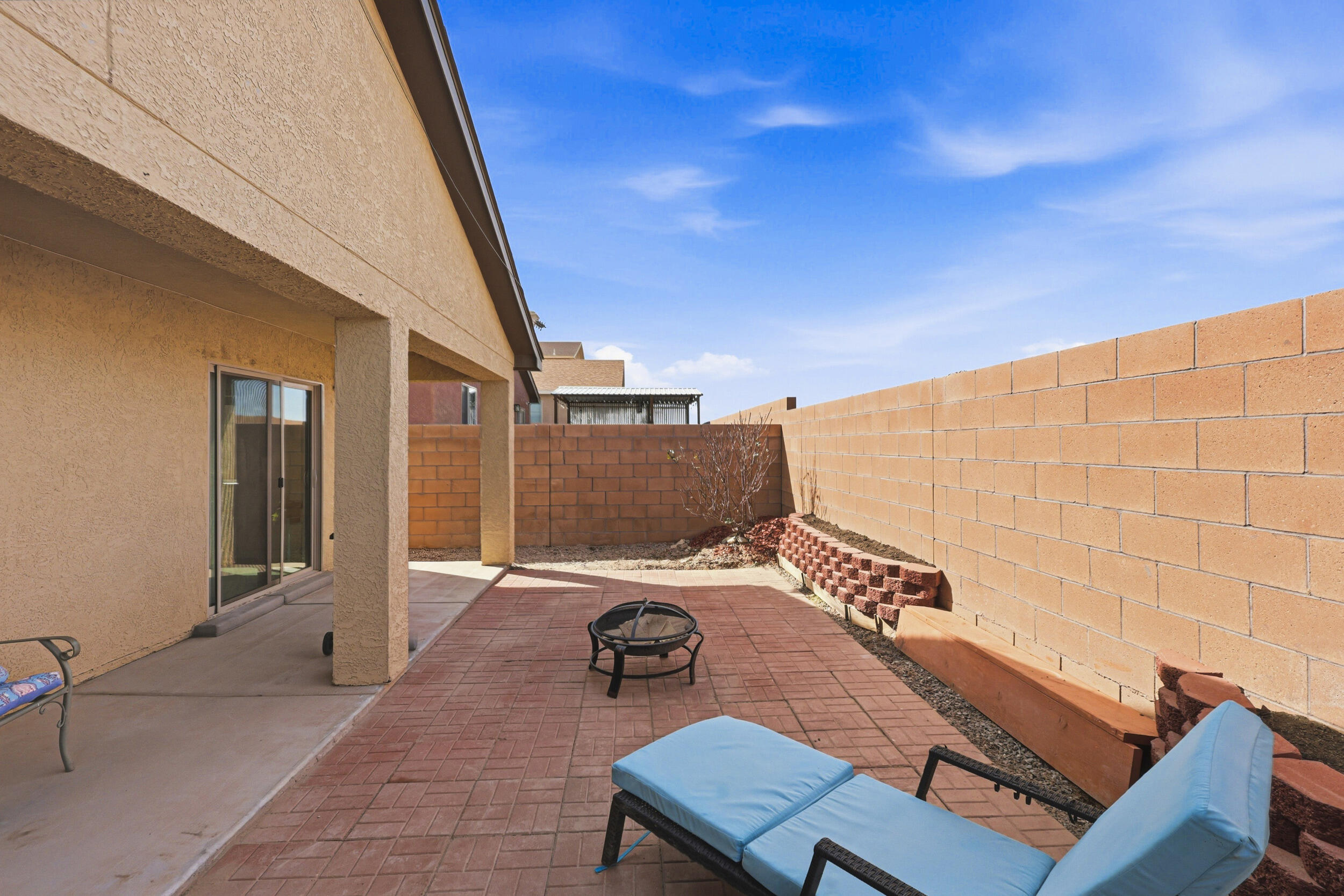 2310 Isabella Lane