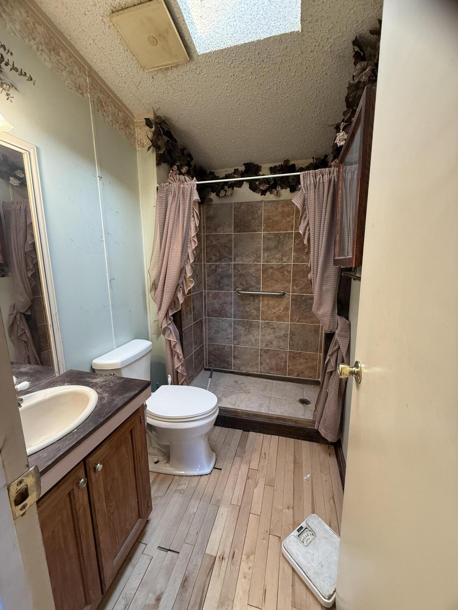 250 Frontier Trail
