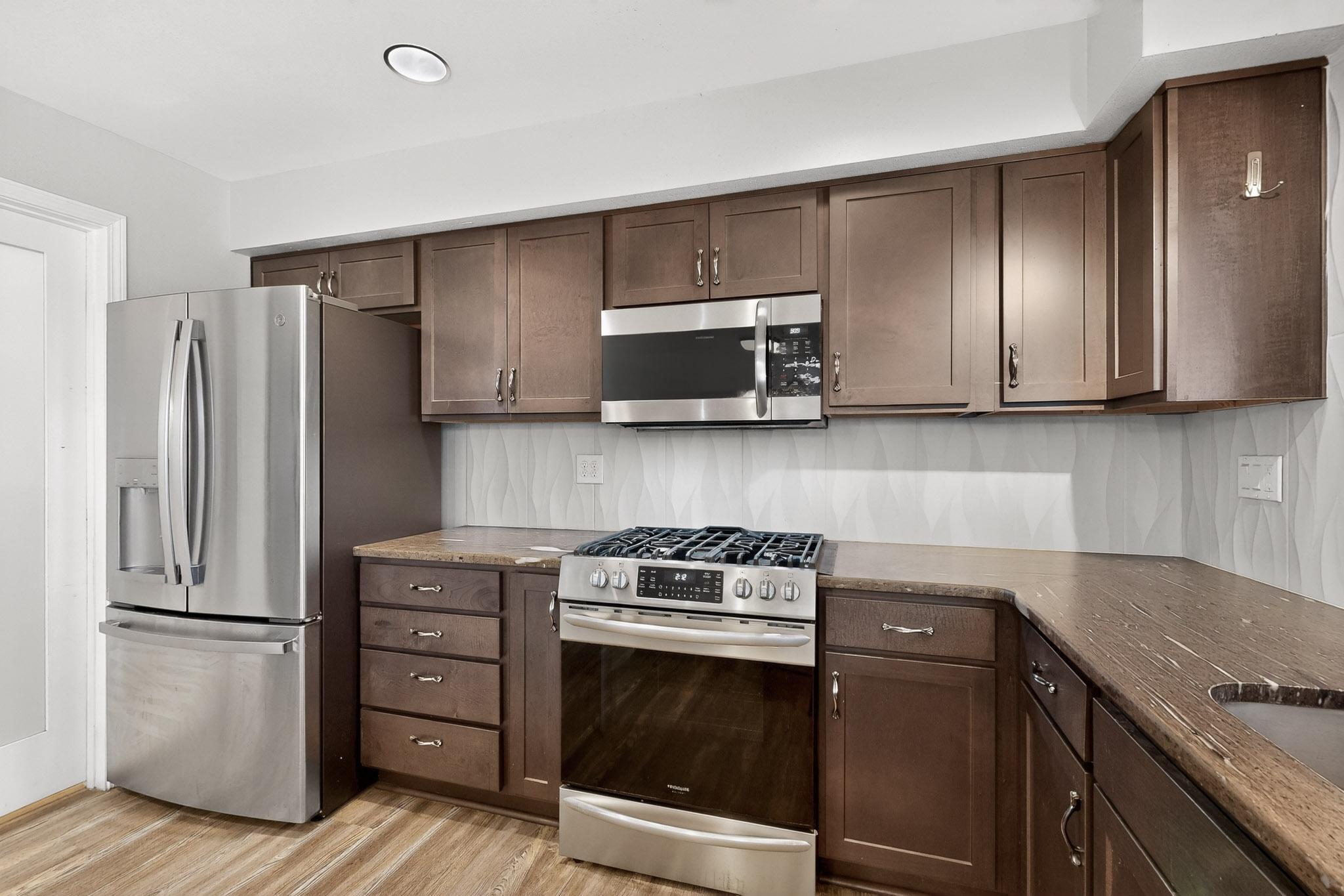 3804 Big Bend Road NE