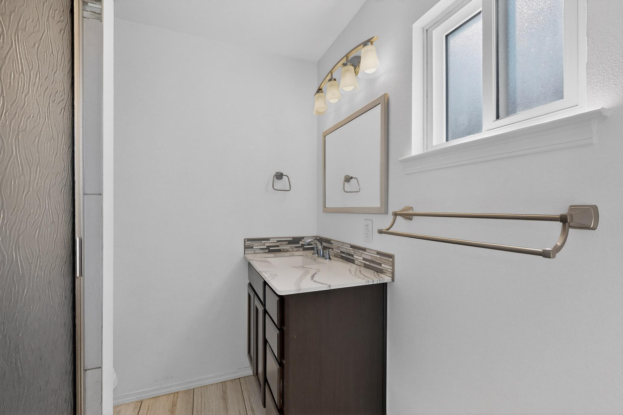 3804 Big Bend Road NE