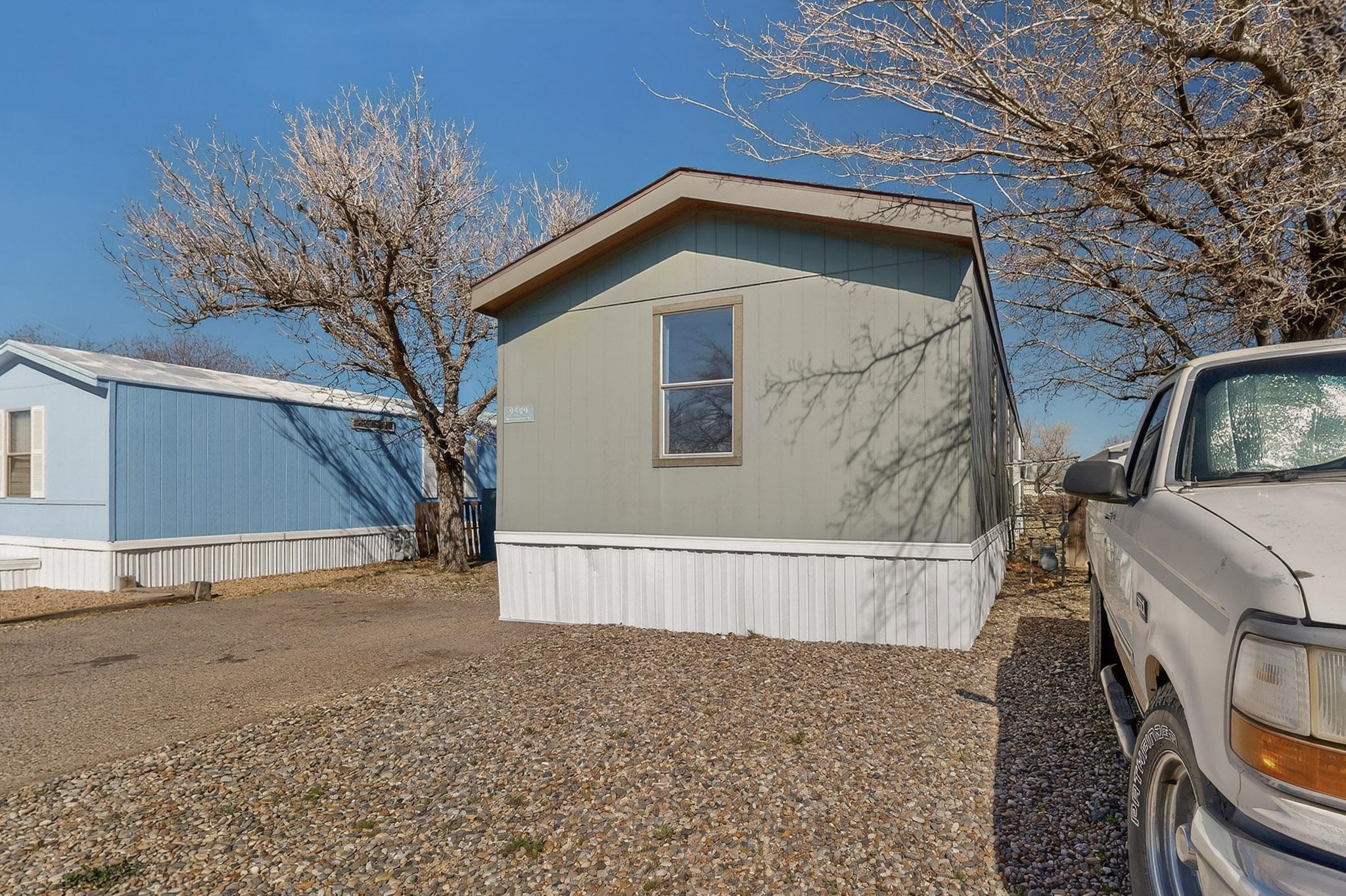 9509 Botts Street SE