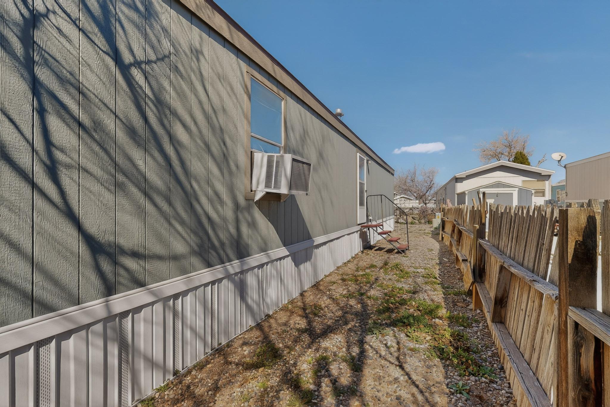 9509 Botts Street SE