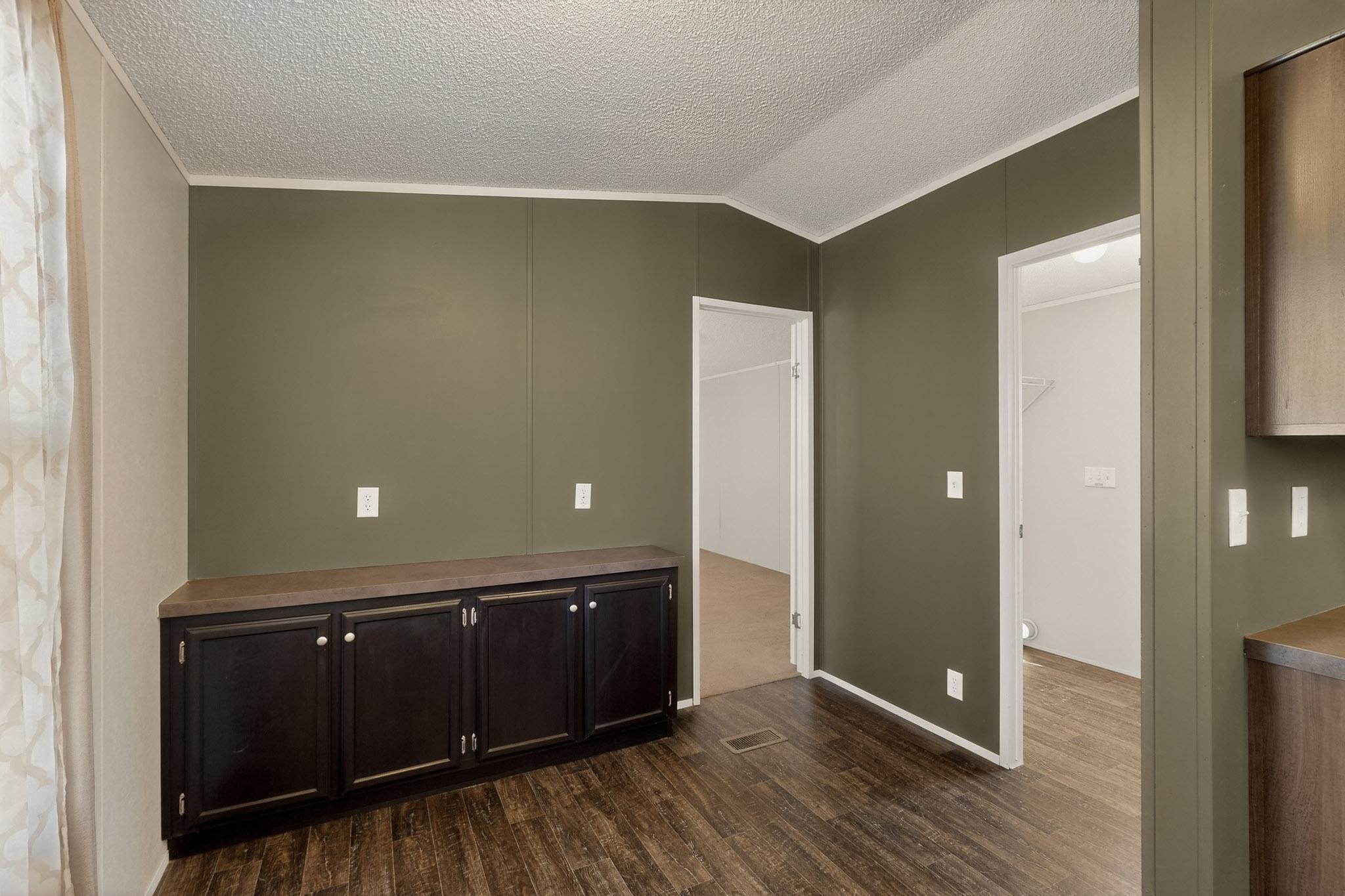 9509 Botts Street SE