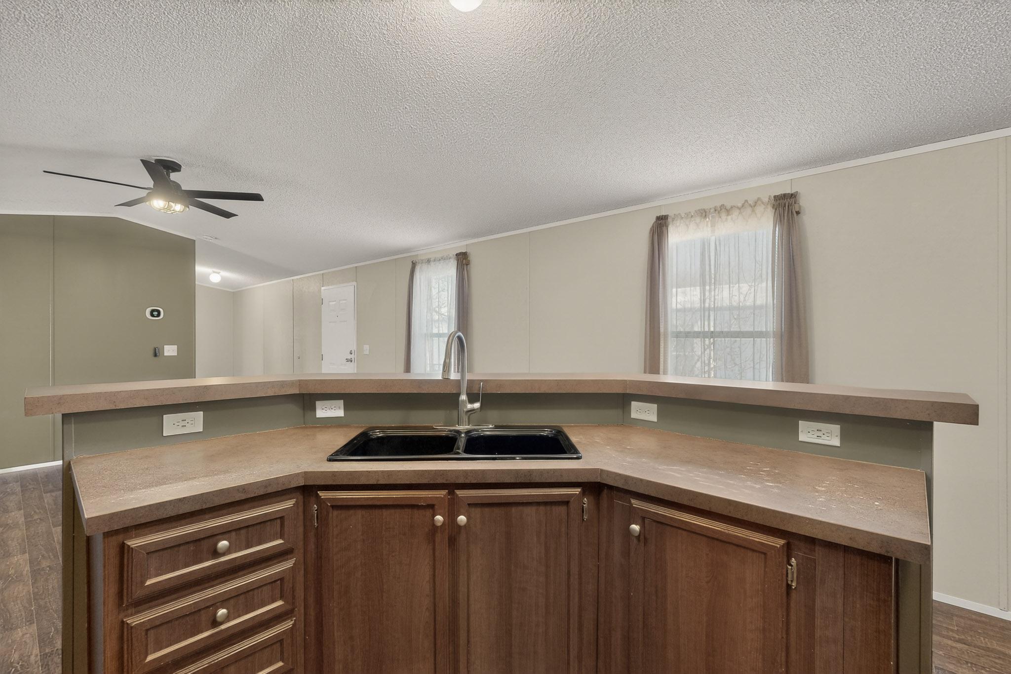 9509 Botts Street SE