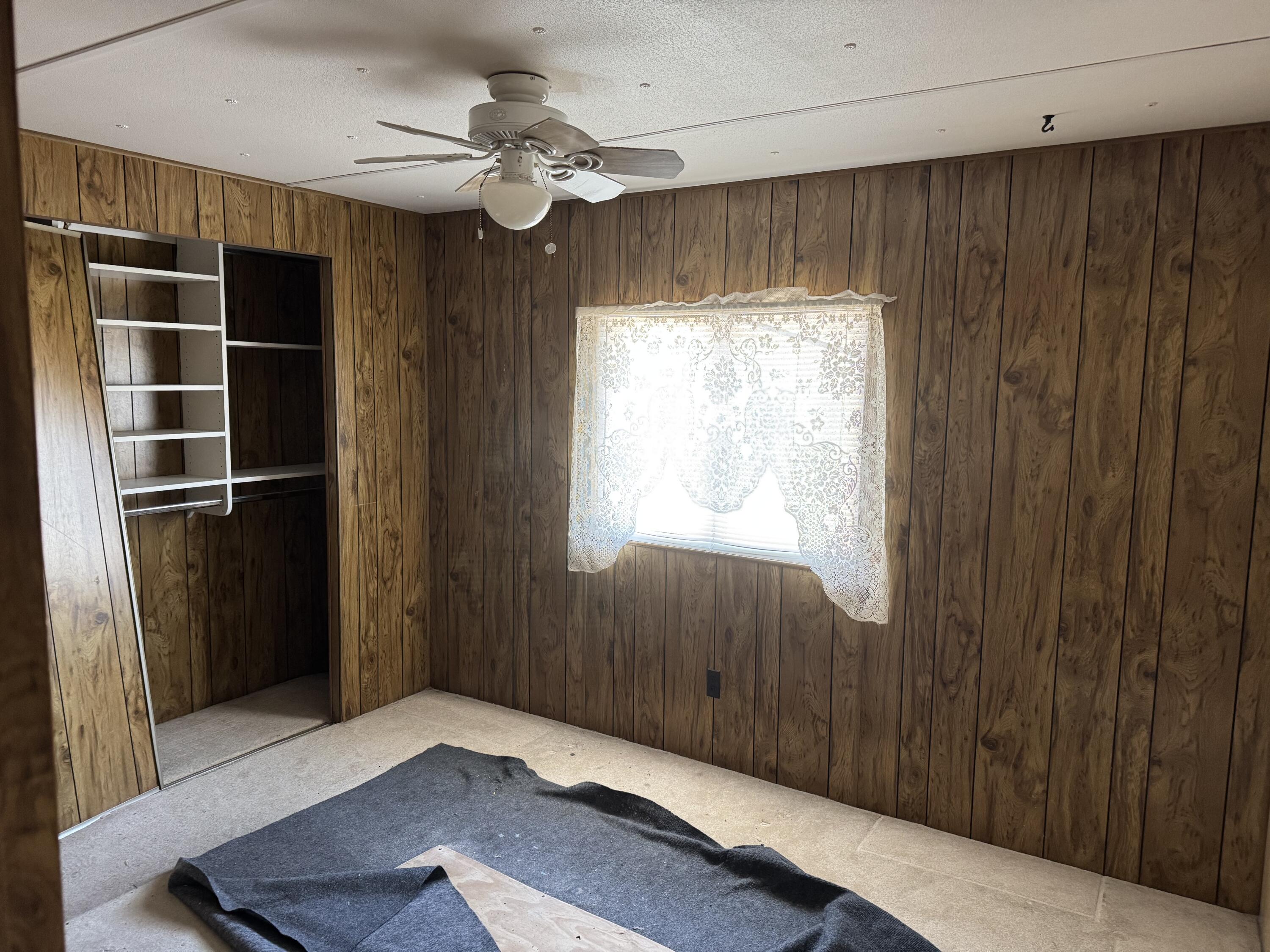 7112 Pan American NE 230