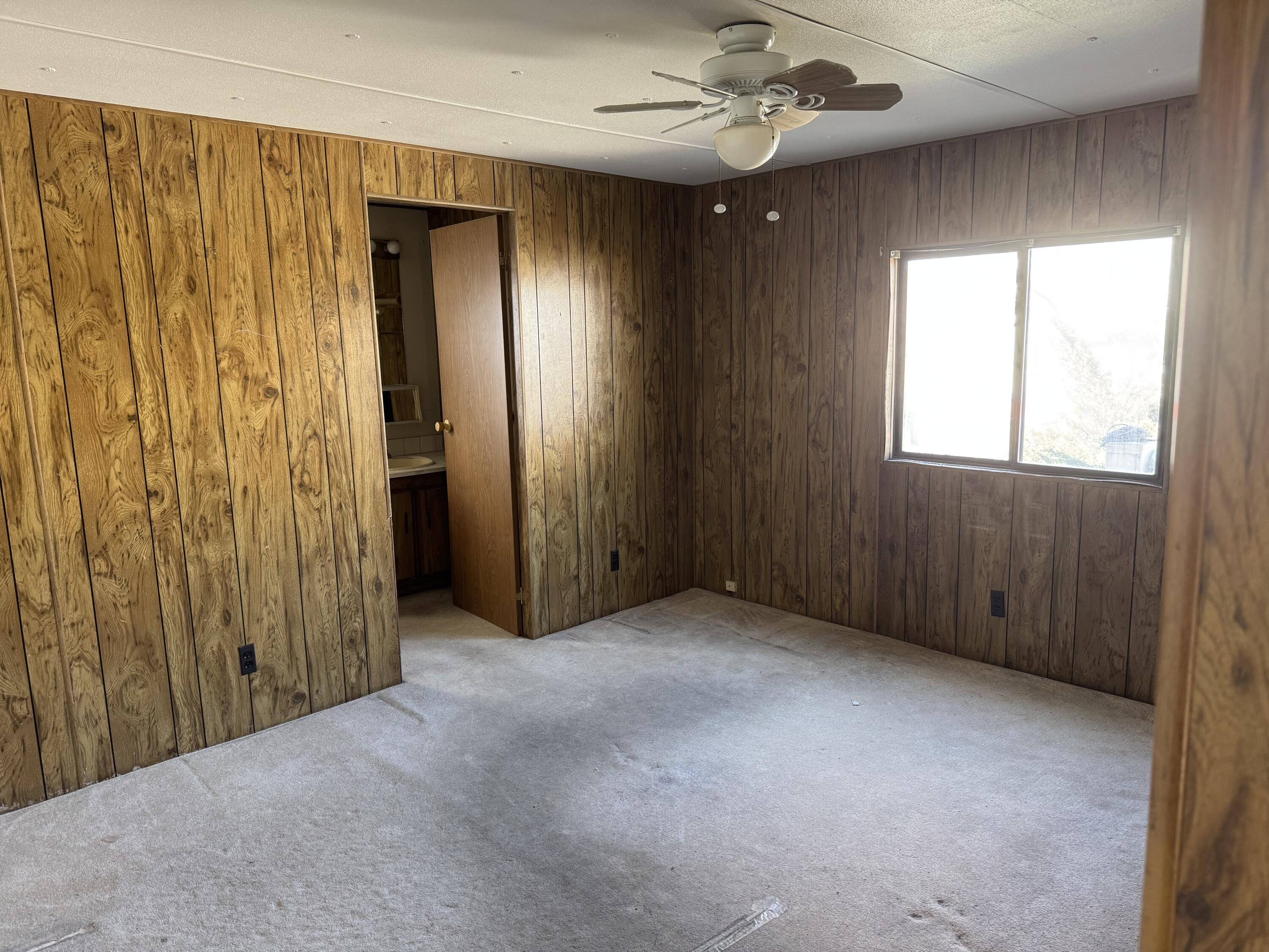 7112 Pan American NE 230