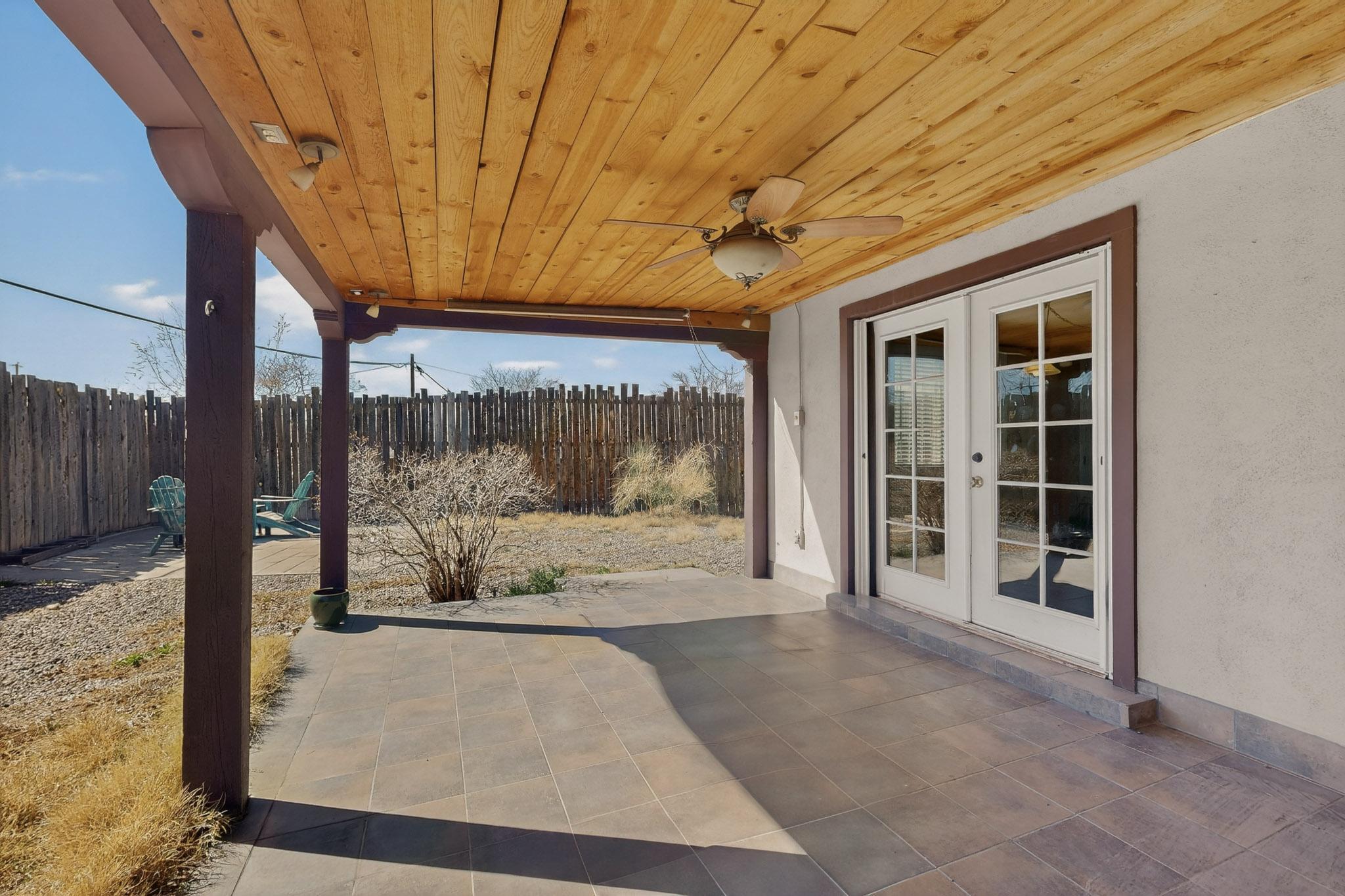 348 Cutler Avenue NE