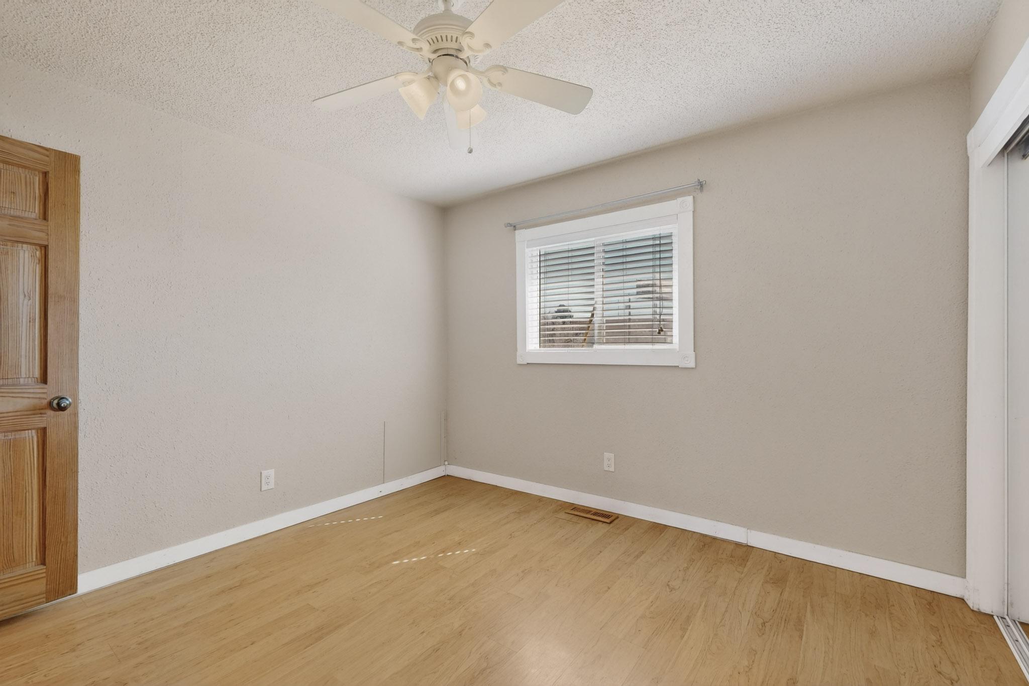 348 Cutler Avenue NE