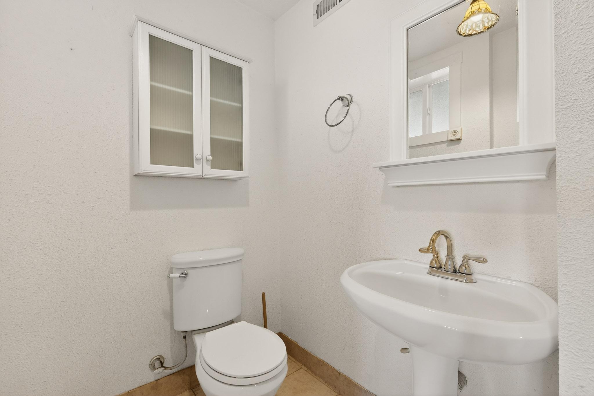 348 Cutler Avenue NE