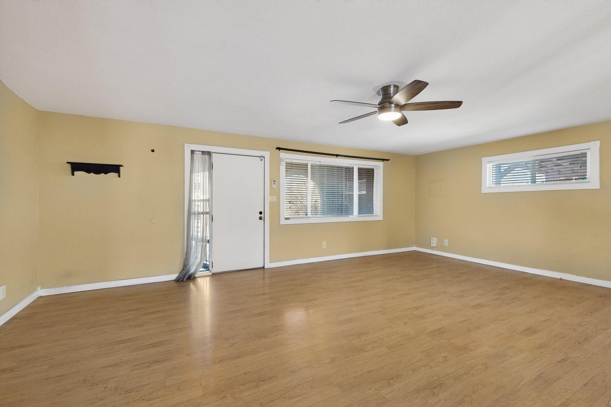 348 Cutler Avenue NE