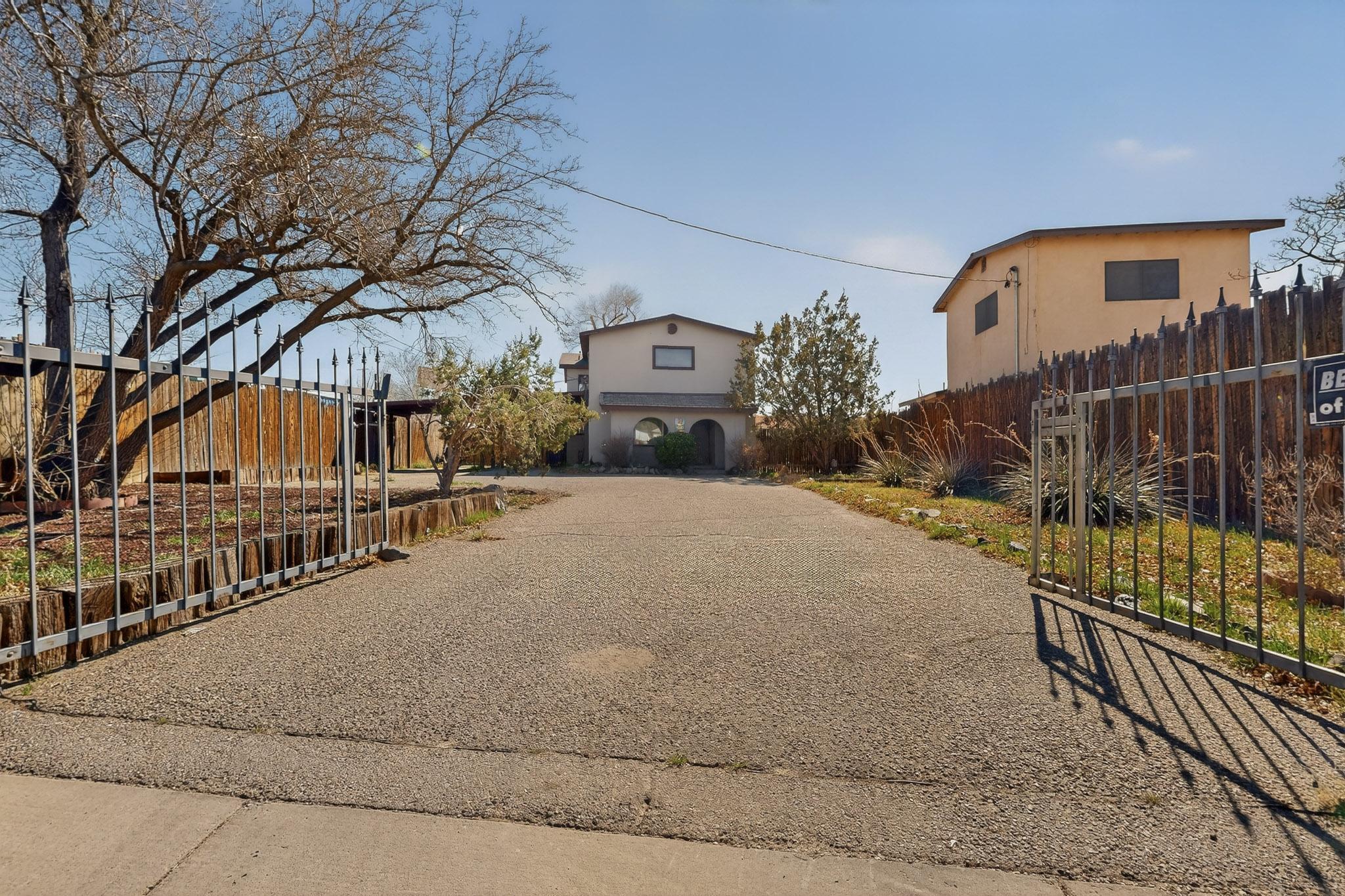 348 Cutler Avenue NE