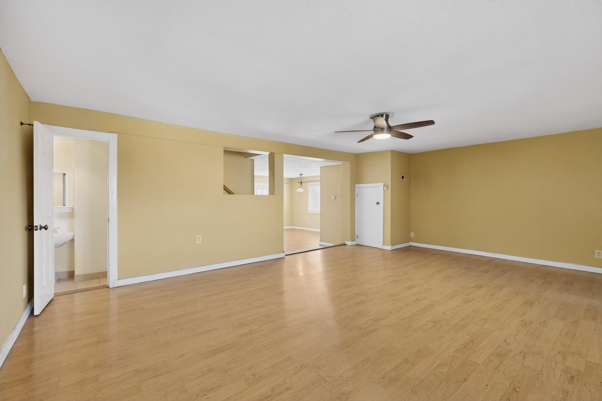 348 Cutler Avenue NE