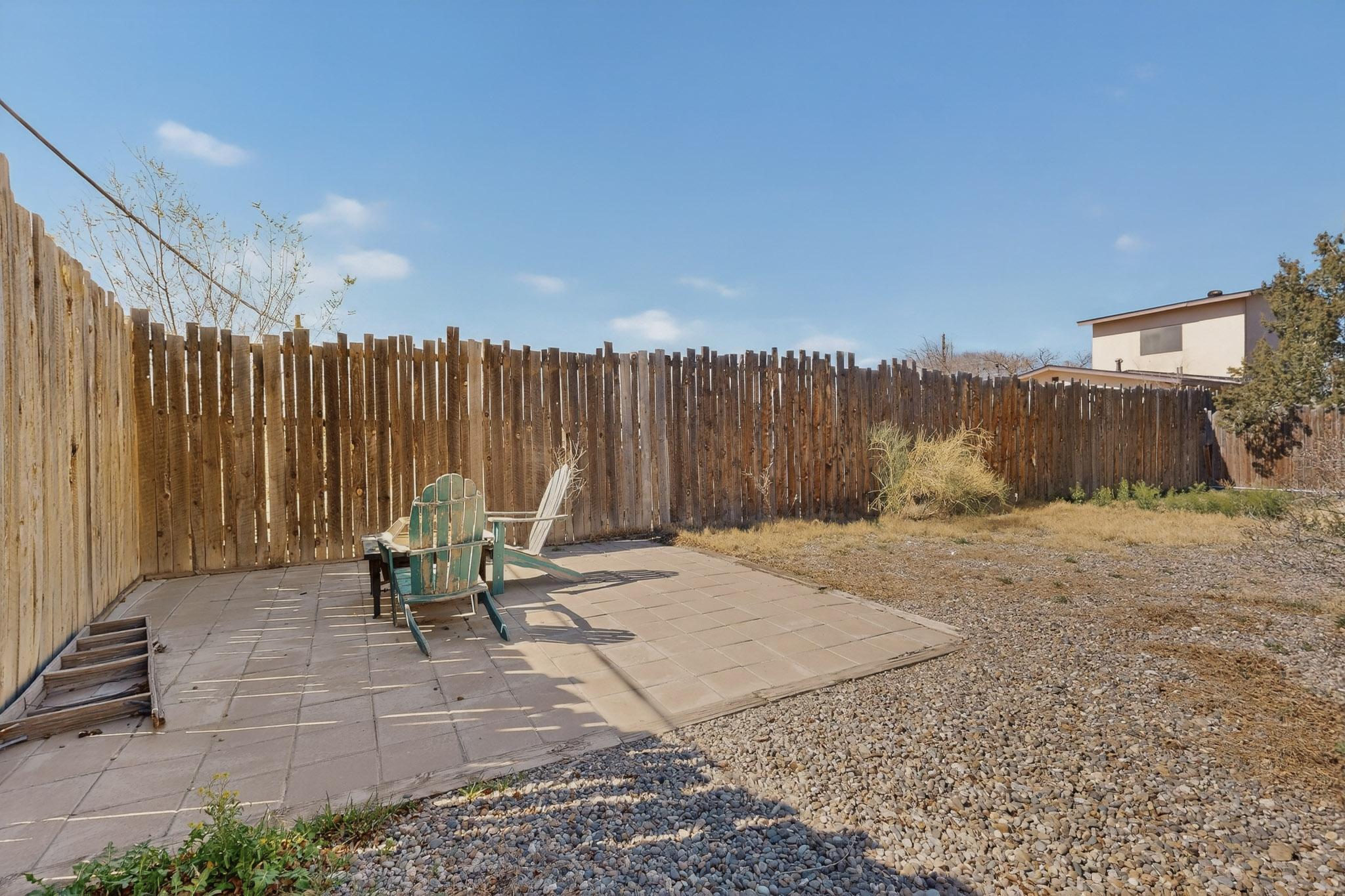 348 Cutler Avenue NE