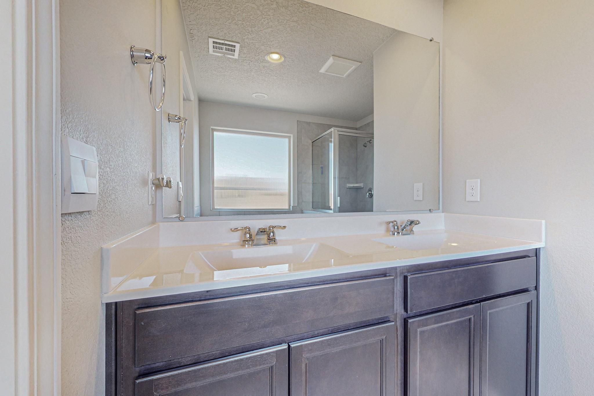 4843 Blackburn Road NE