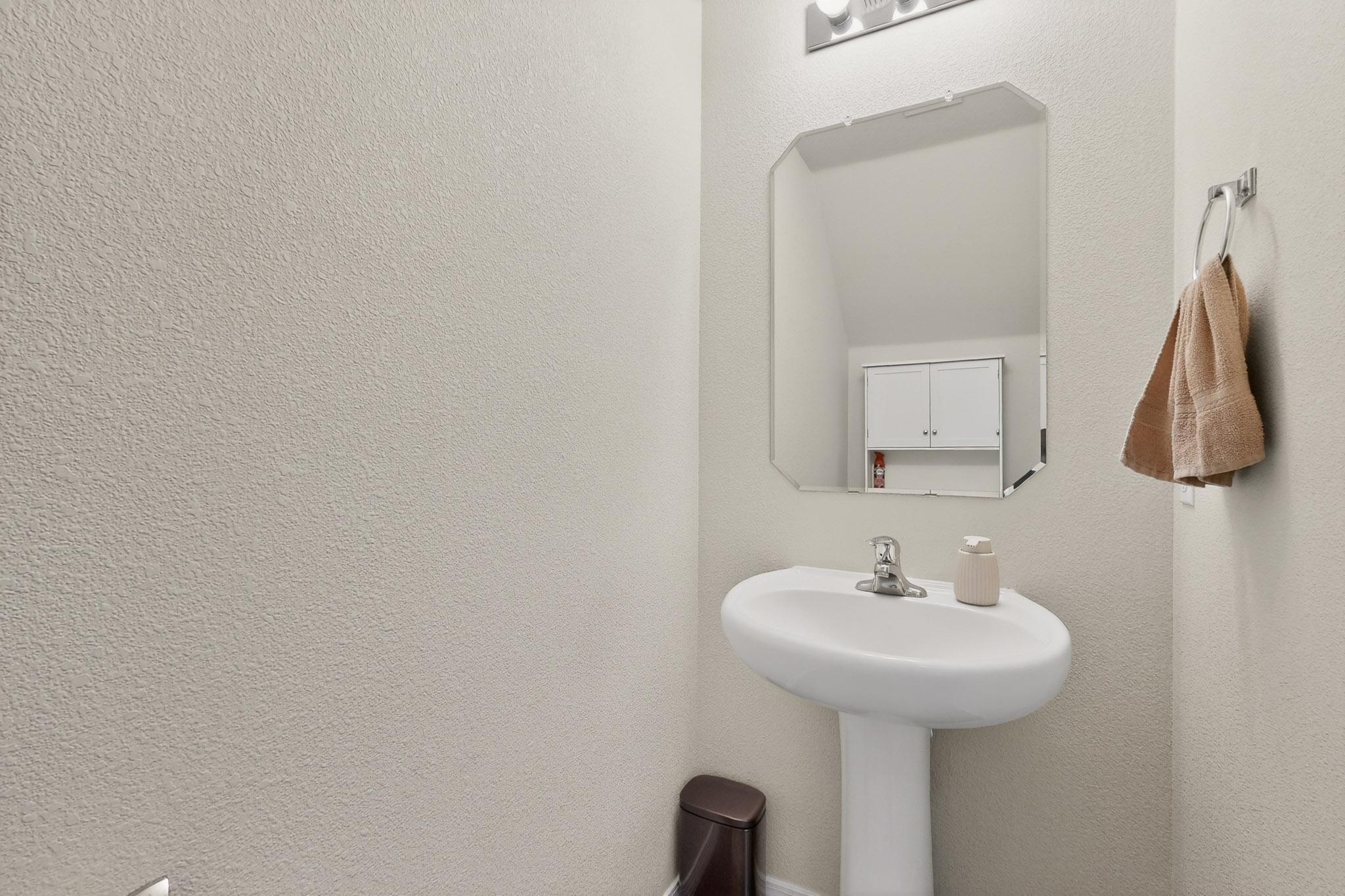 10040 Farinosa Avenue SW