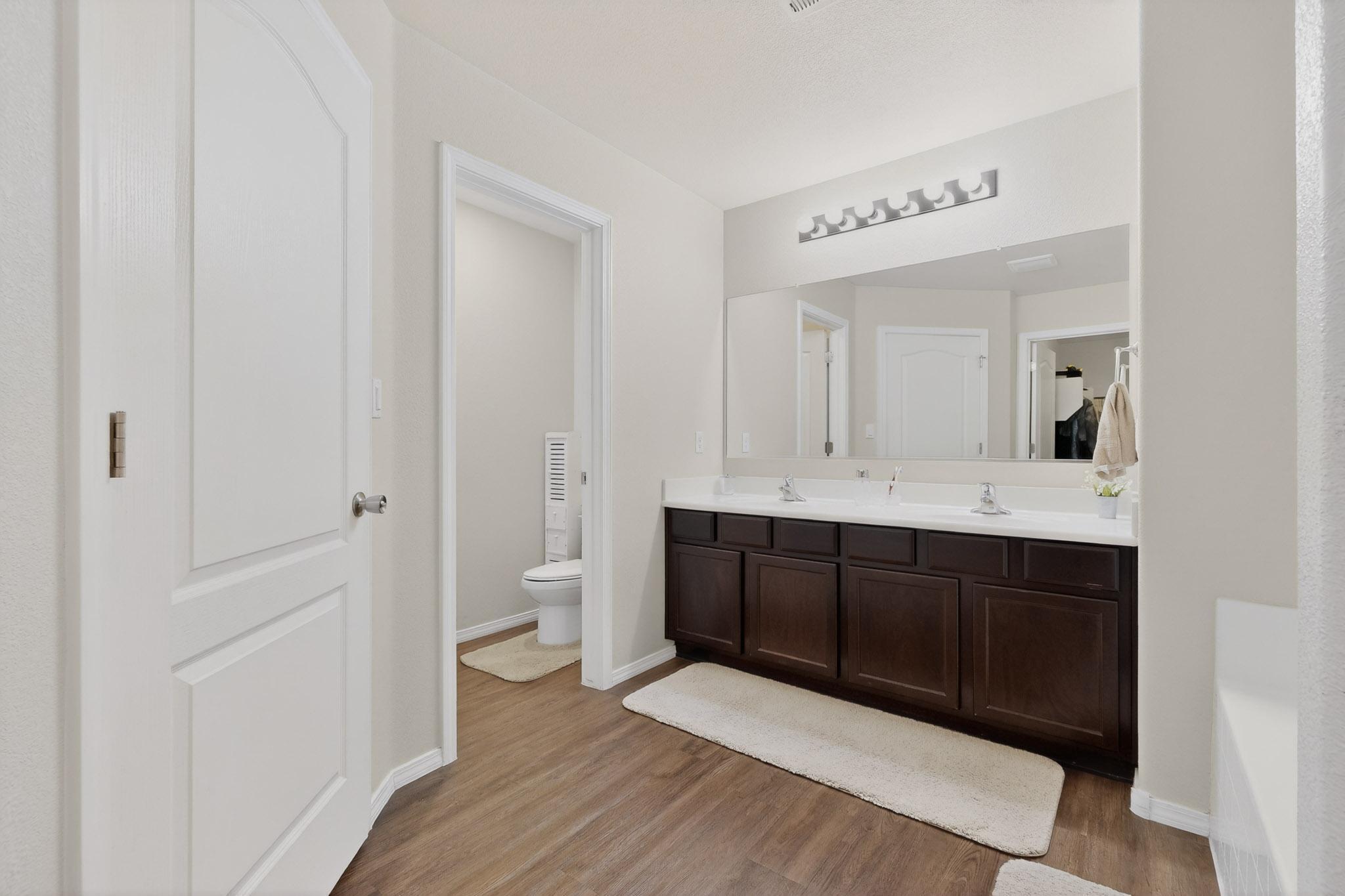 10040 Farinosa Avenue SW