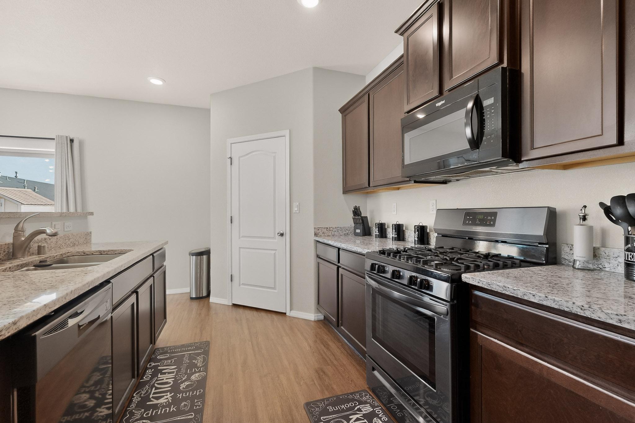 10040 Farinosa Avenue SW