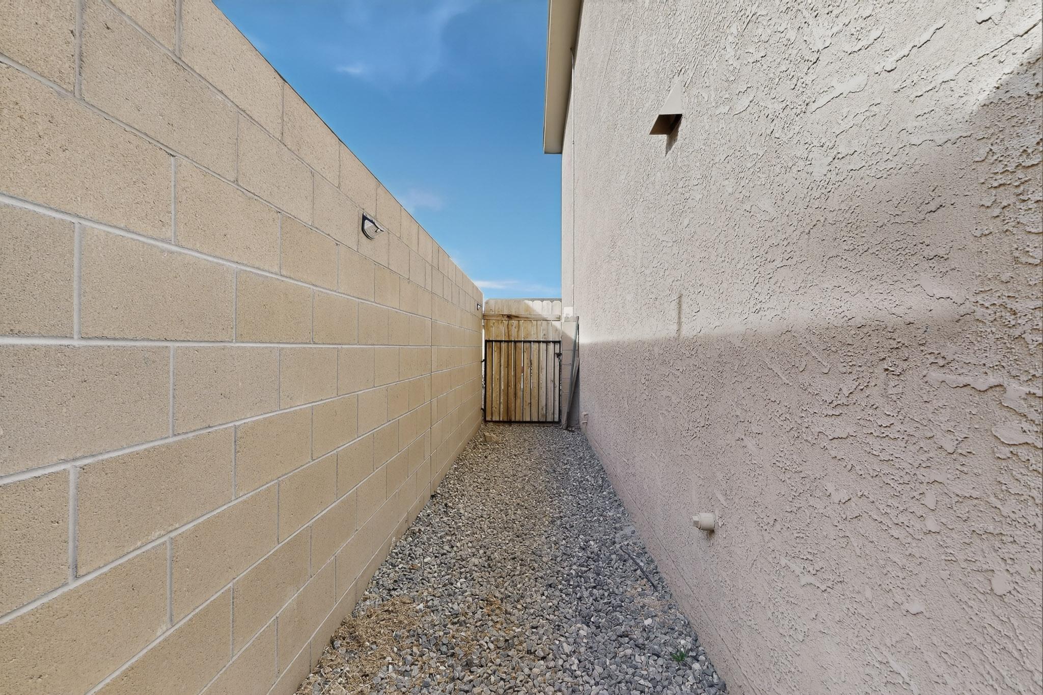 10040 Farinosa Avenue SW