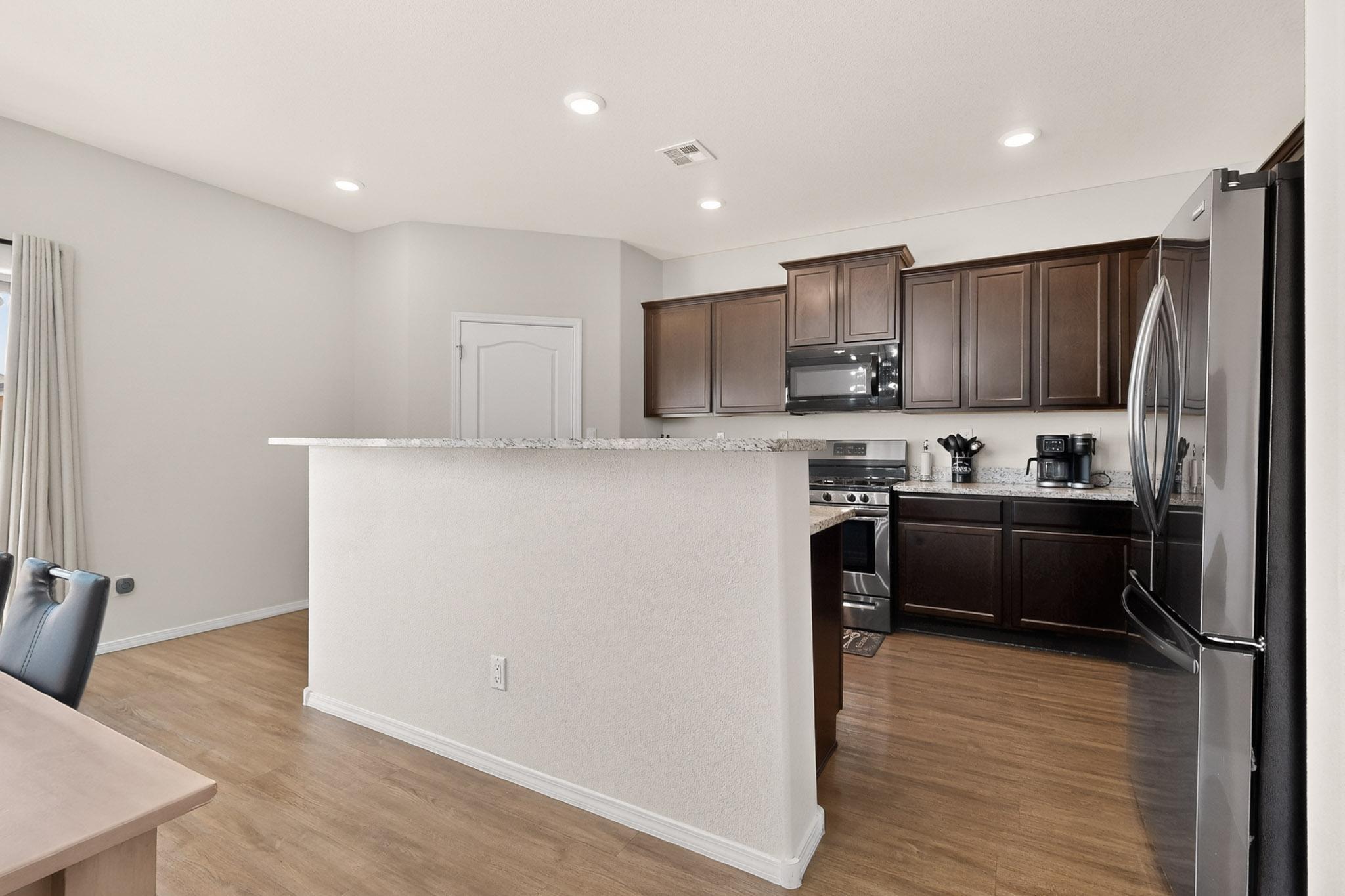 10040 Farinosa Avenue SW