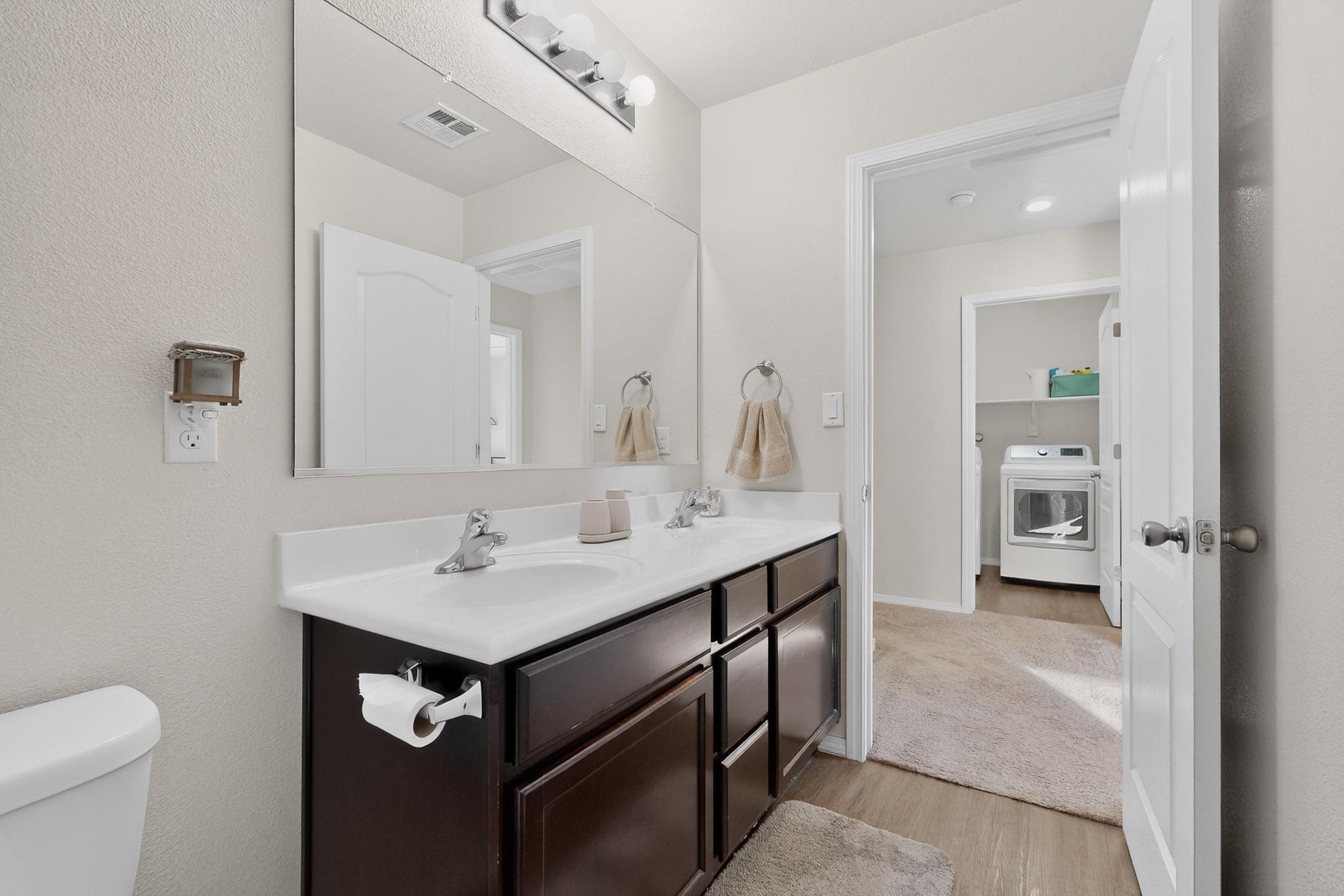 10040 Farinosa Avenue SW