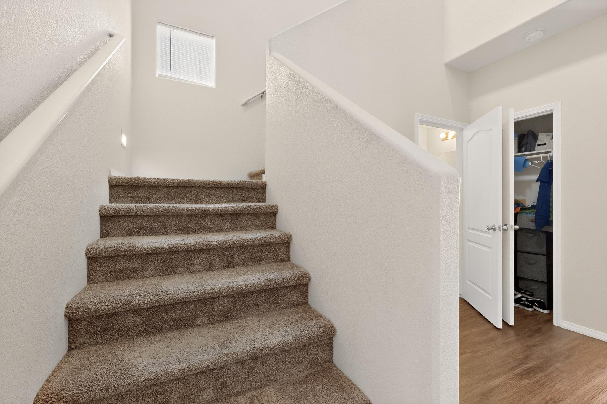 10040 Farinosa Avenue SW