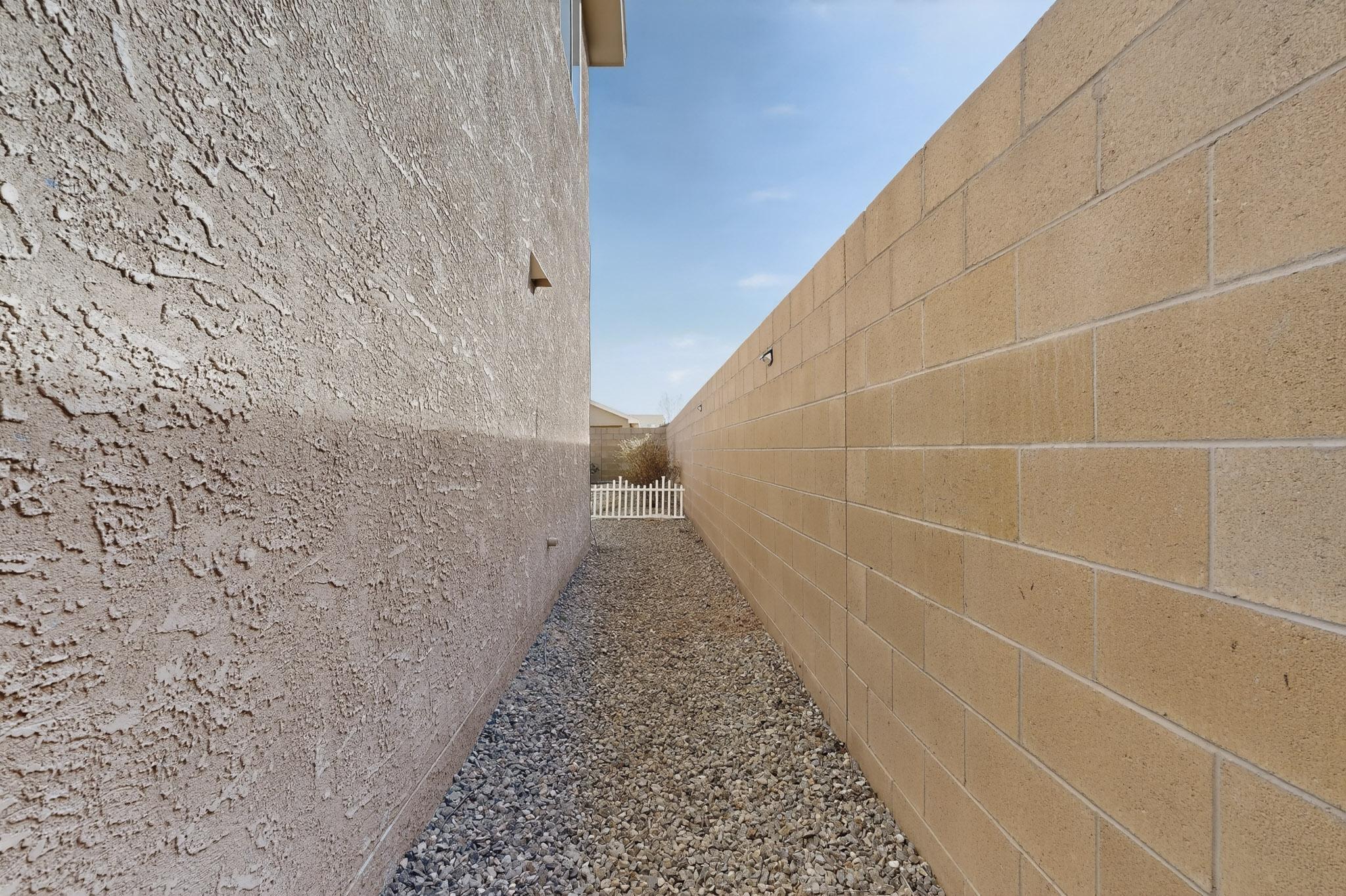 10040 Farinosa Avenue SW