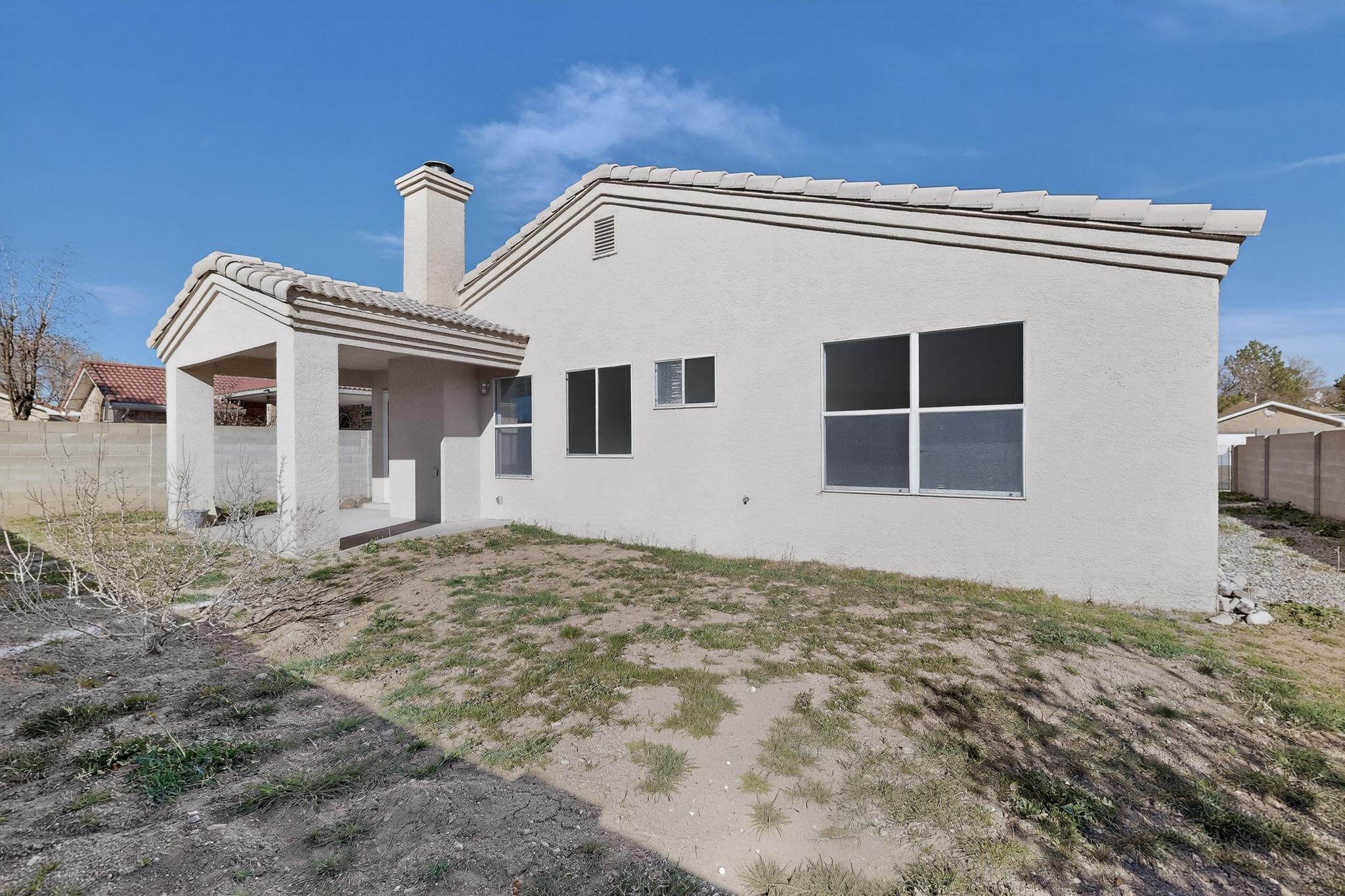 811 Bryce Canyon Street SE