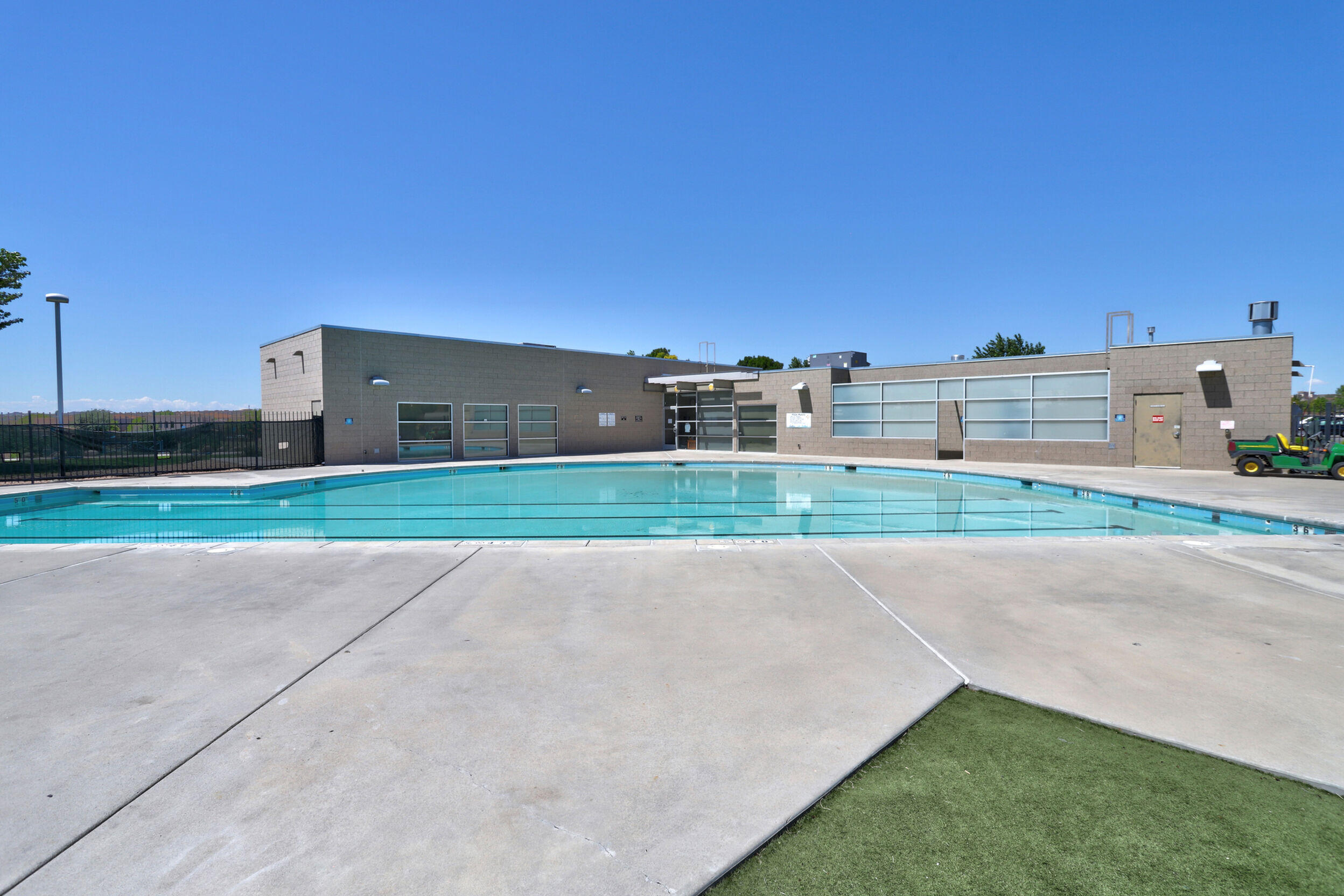 1922 Western Hills Drive SE