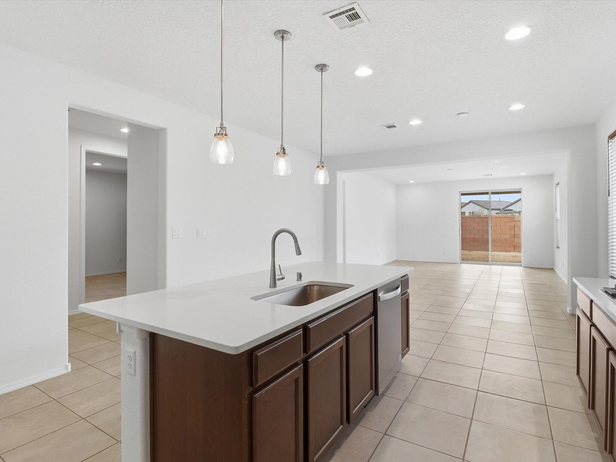1125 VALLECITO Loop NW